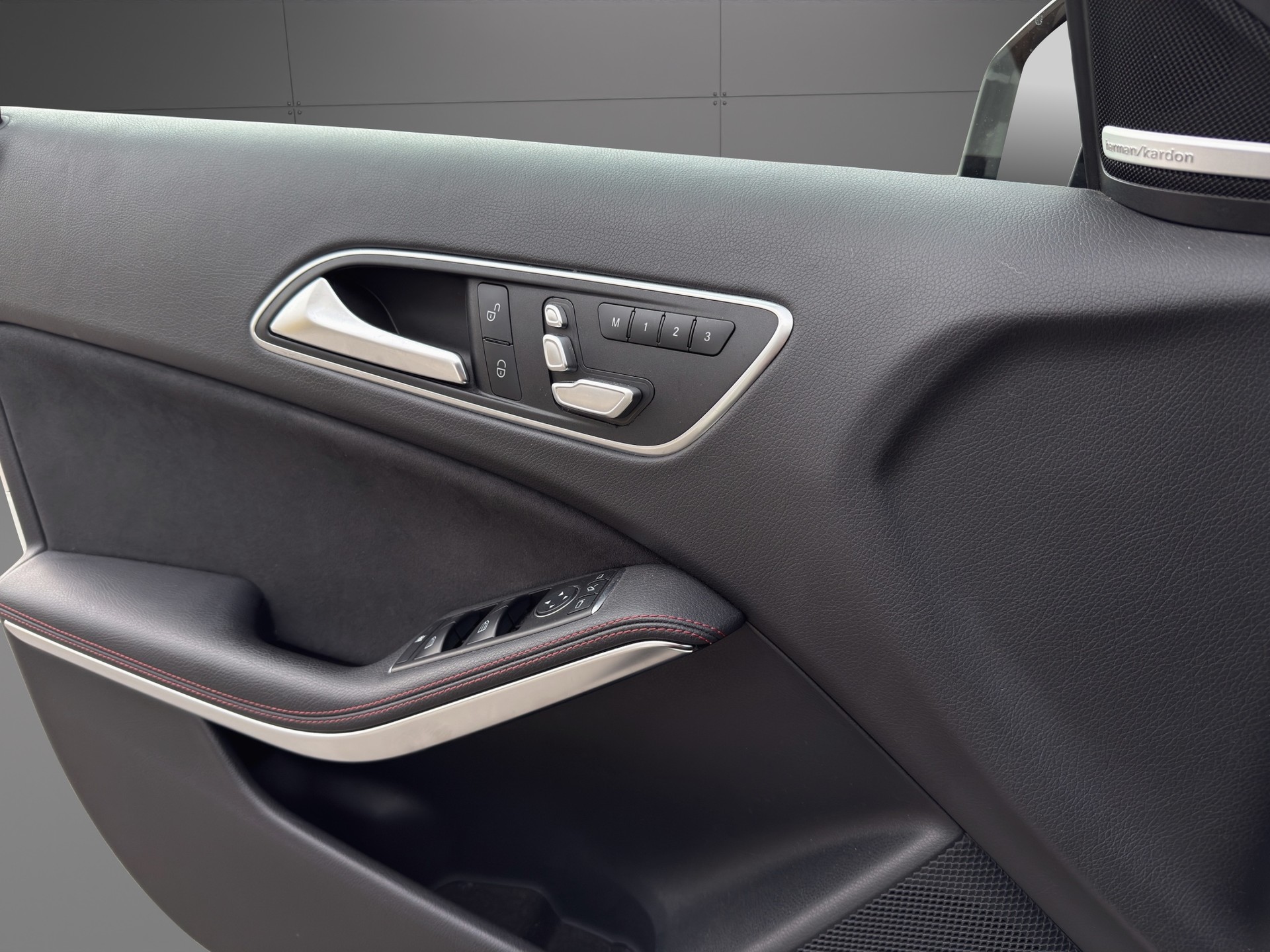 MERCEDES-BENZ A 45 AMG 4Matic Speedshift 7G-DCT-image-14