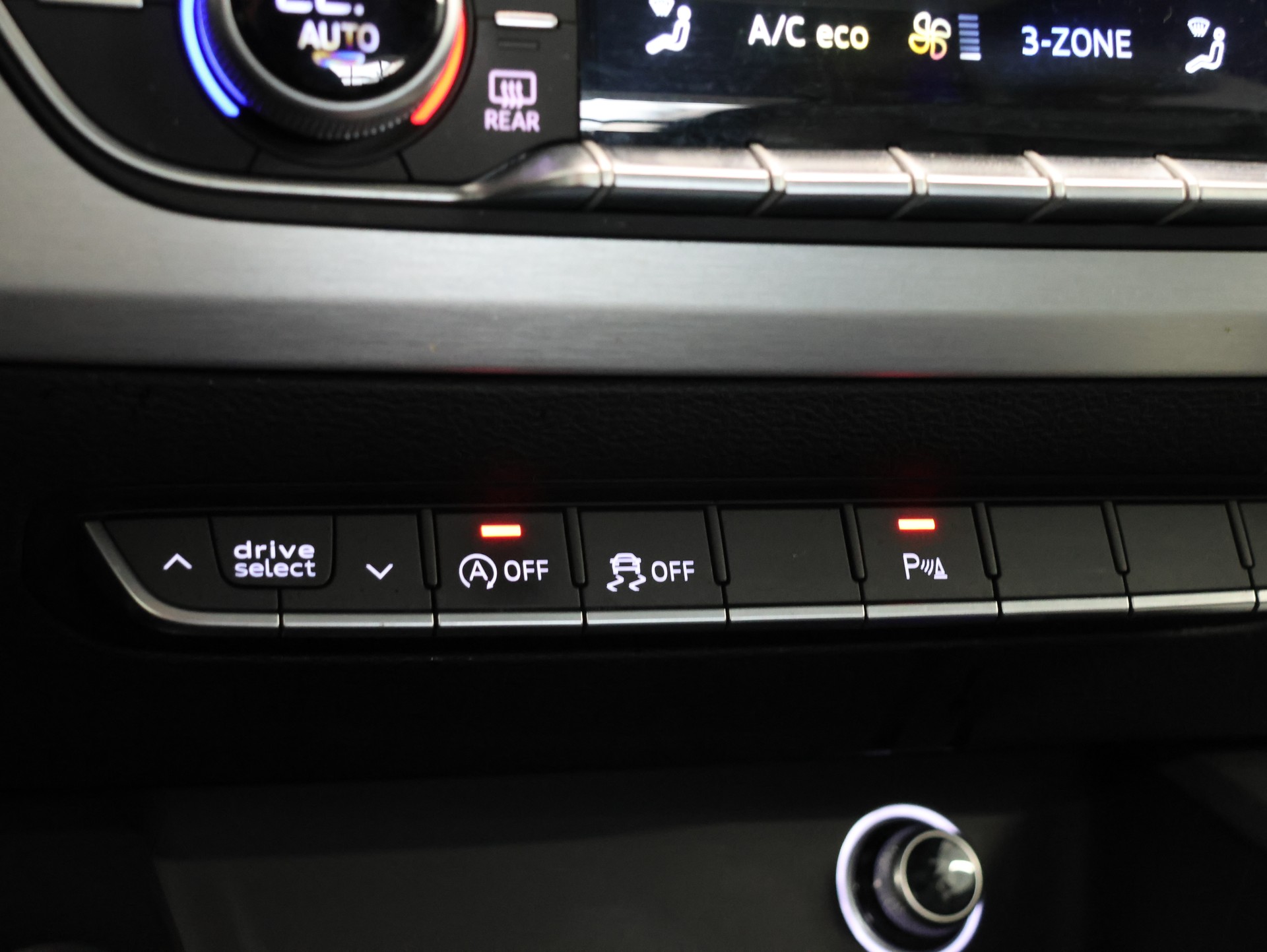 AUDI A5 Coupé 2.0 TDI Sport S-tronic *S-LINE EXTERIEUR*-image-25