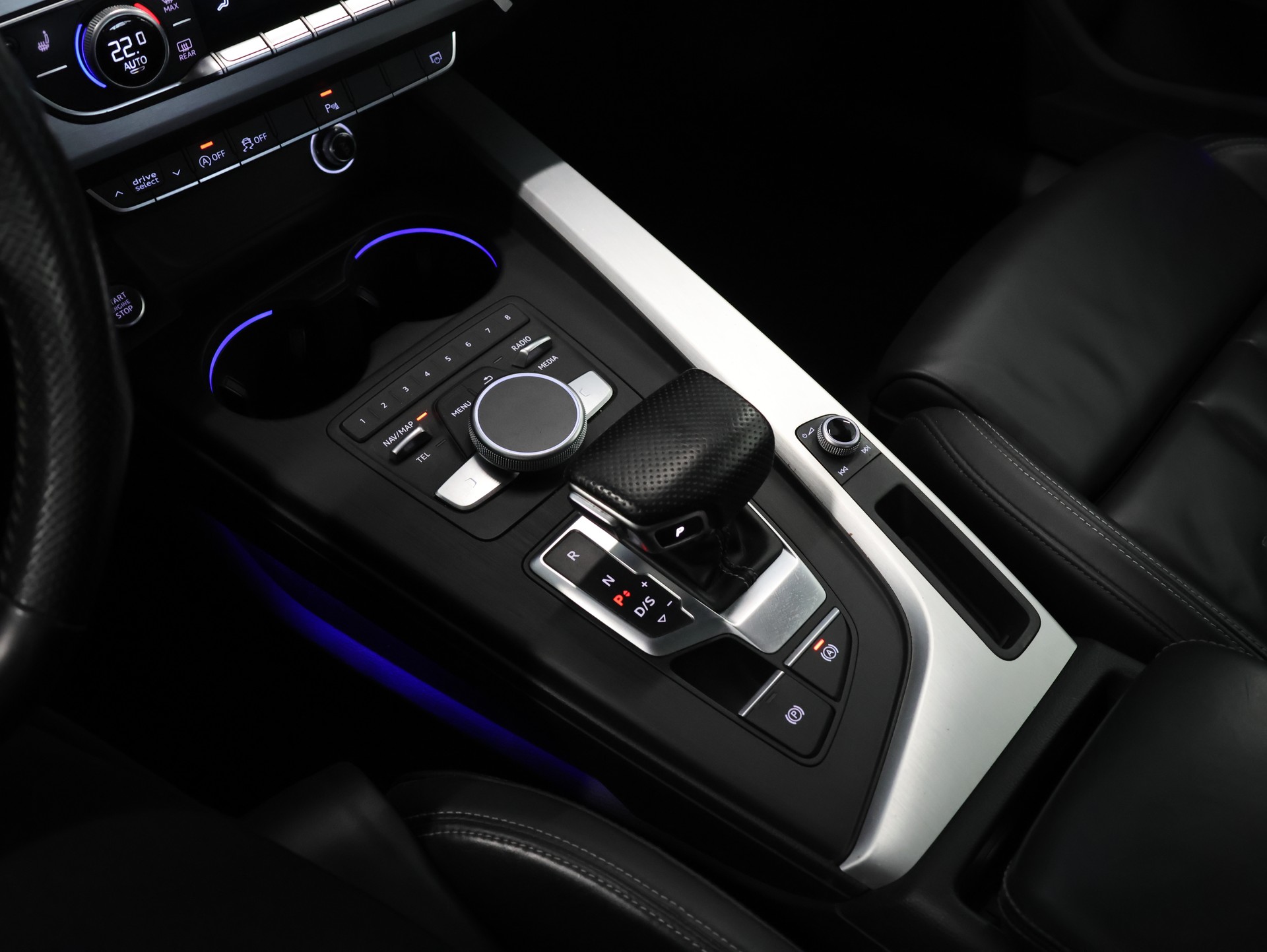 AUDI A5 Coupé 2.0 TDI Sport S-tronic *S-LINE EXTERIEUR*-image-27