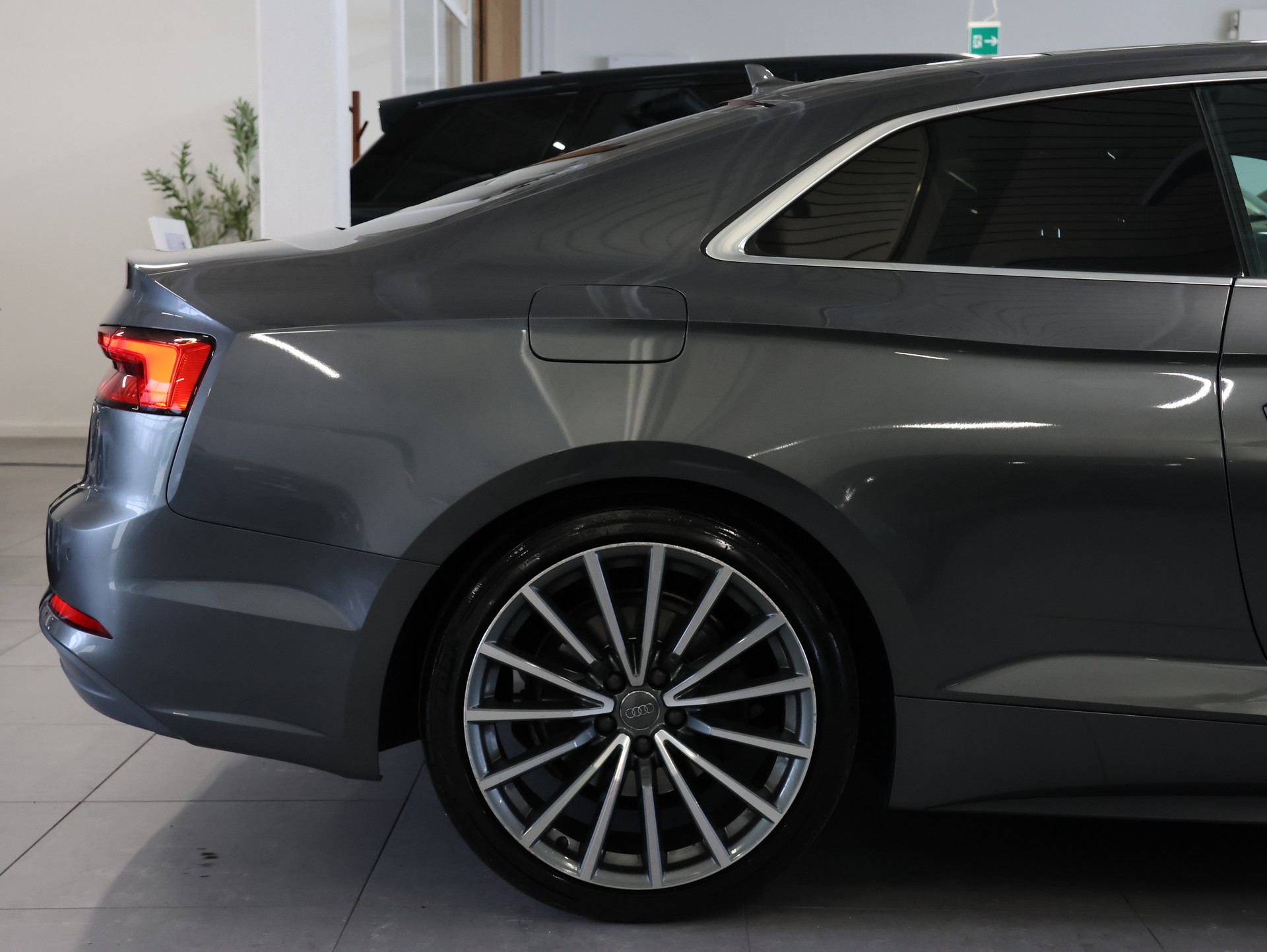AUDI A5 Coupé 2.0 TDI Sport S-tronic *S-LINE EXTERIEUR*-image-8