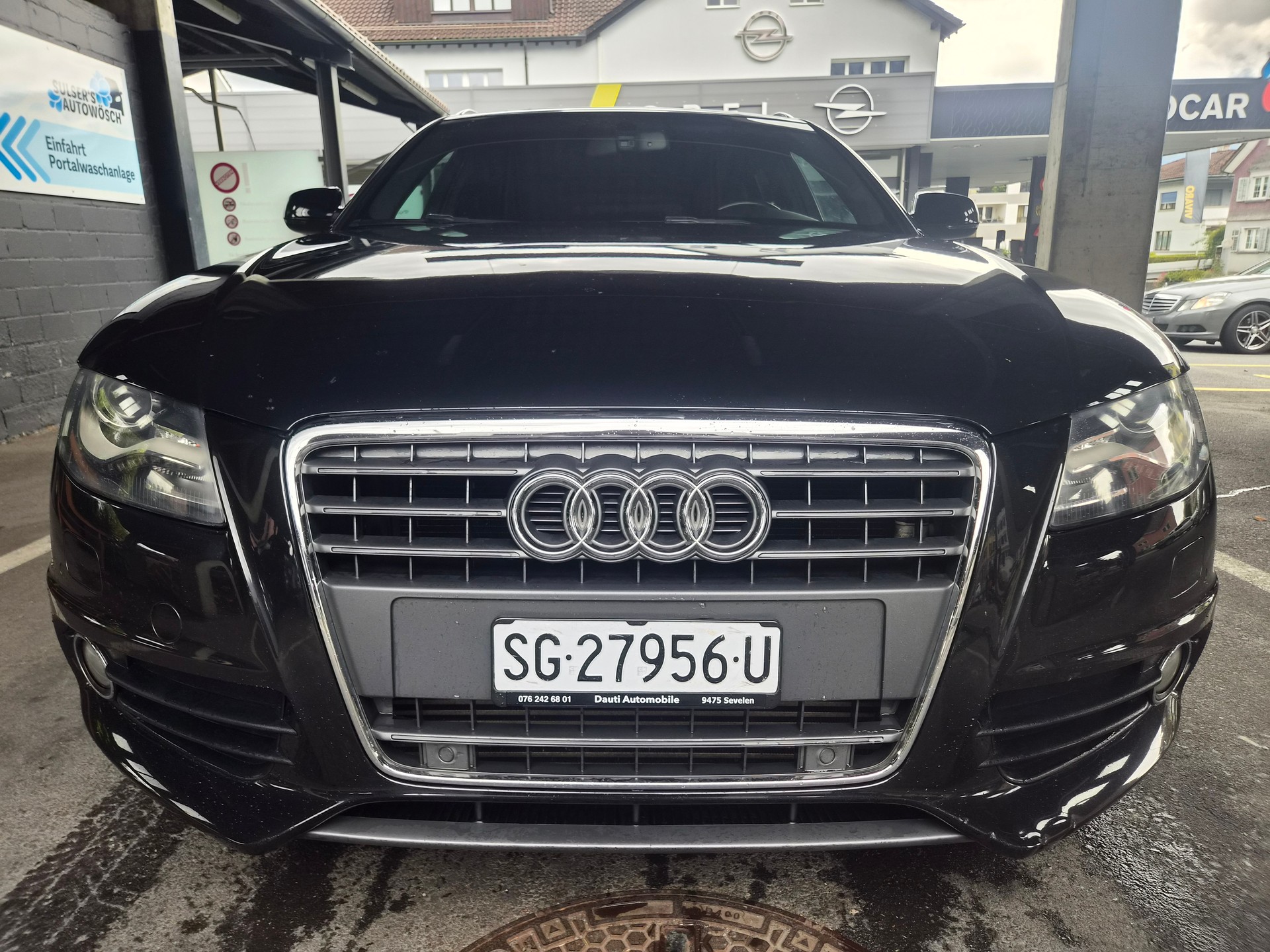 AUDI A4 Avant 2.0 TFSI S-Line-image-1