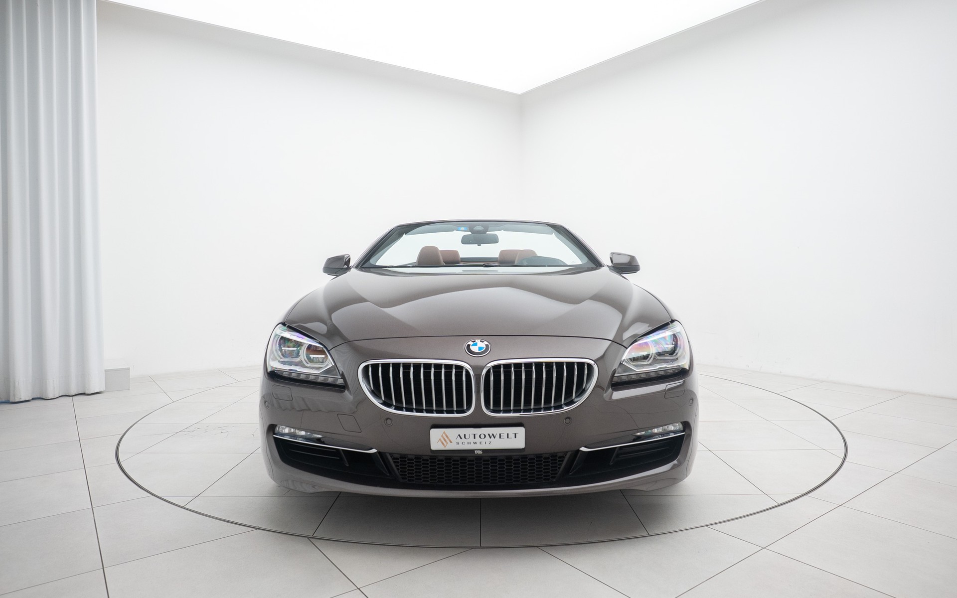 BMW 650i Cabrio xDrive (Individual)-image-4
