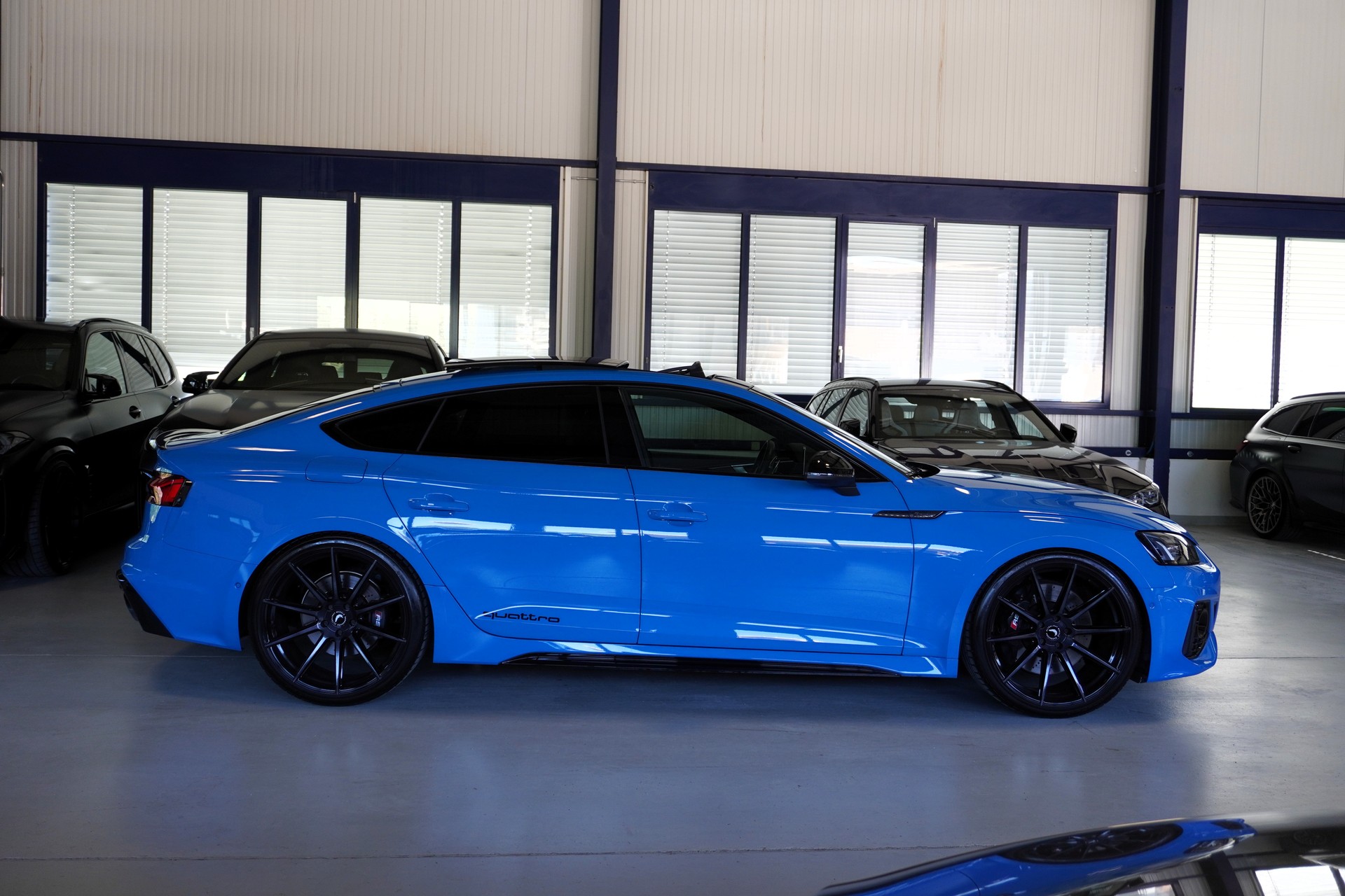 AUDI RS5 Sportback 2.9 TFSI quattro tiptronic // Barracuda Wheels 21'' // H&R Gewindefedern // Turboblau //-image-4