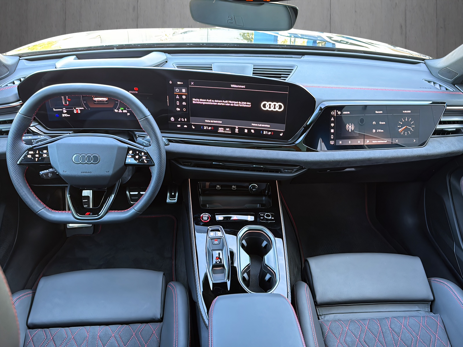 AUDI A6 Avant TFSI quattro 270 kW S tronic-image-6