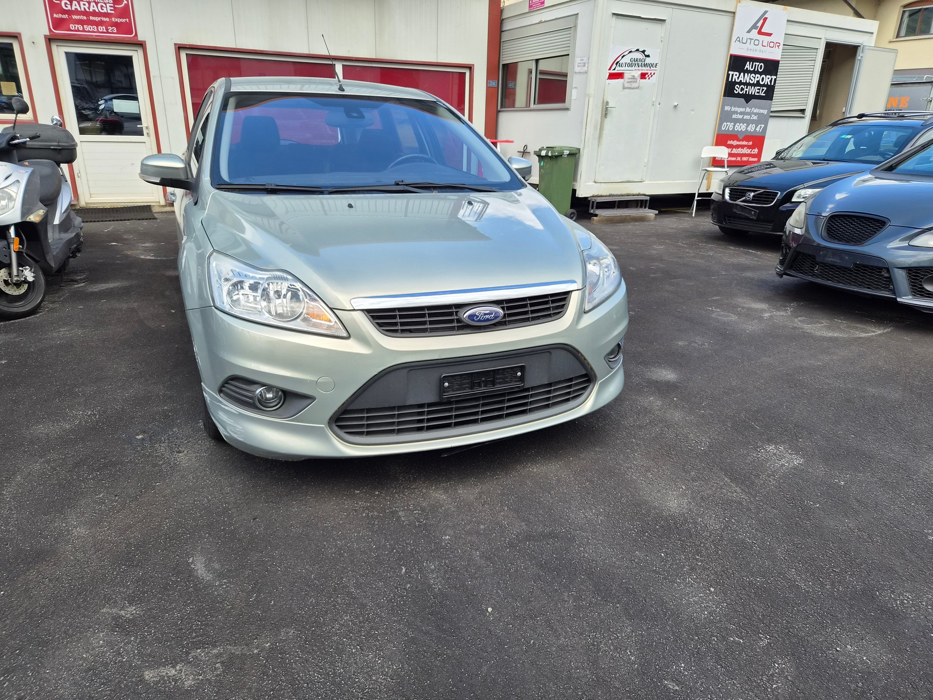 FORD Focus 1.6 TDCi ECOnetic Carving-image-1