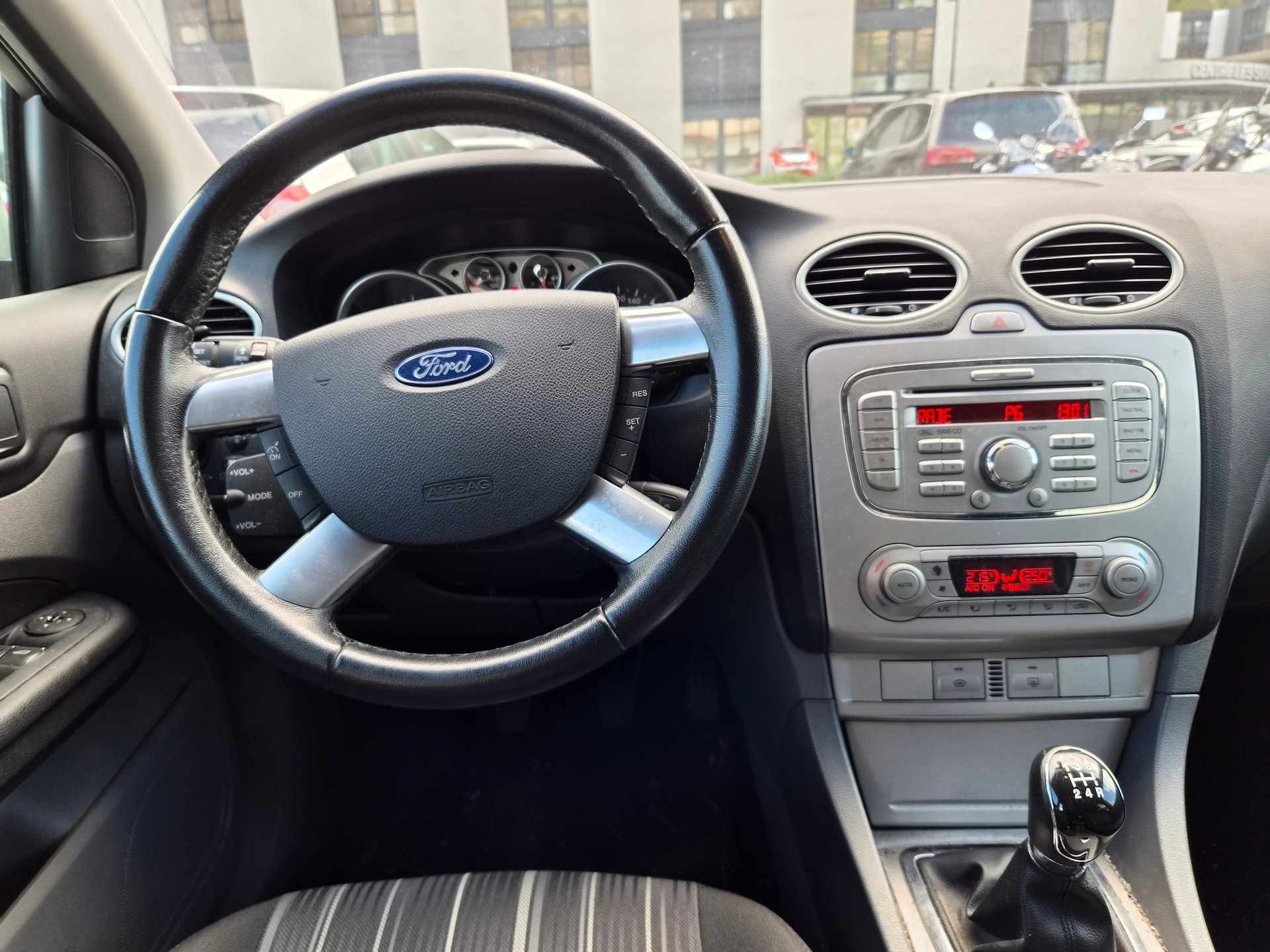 FORD Focus 1.6 TDCi ECOnetic Carving-image-5