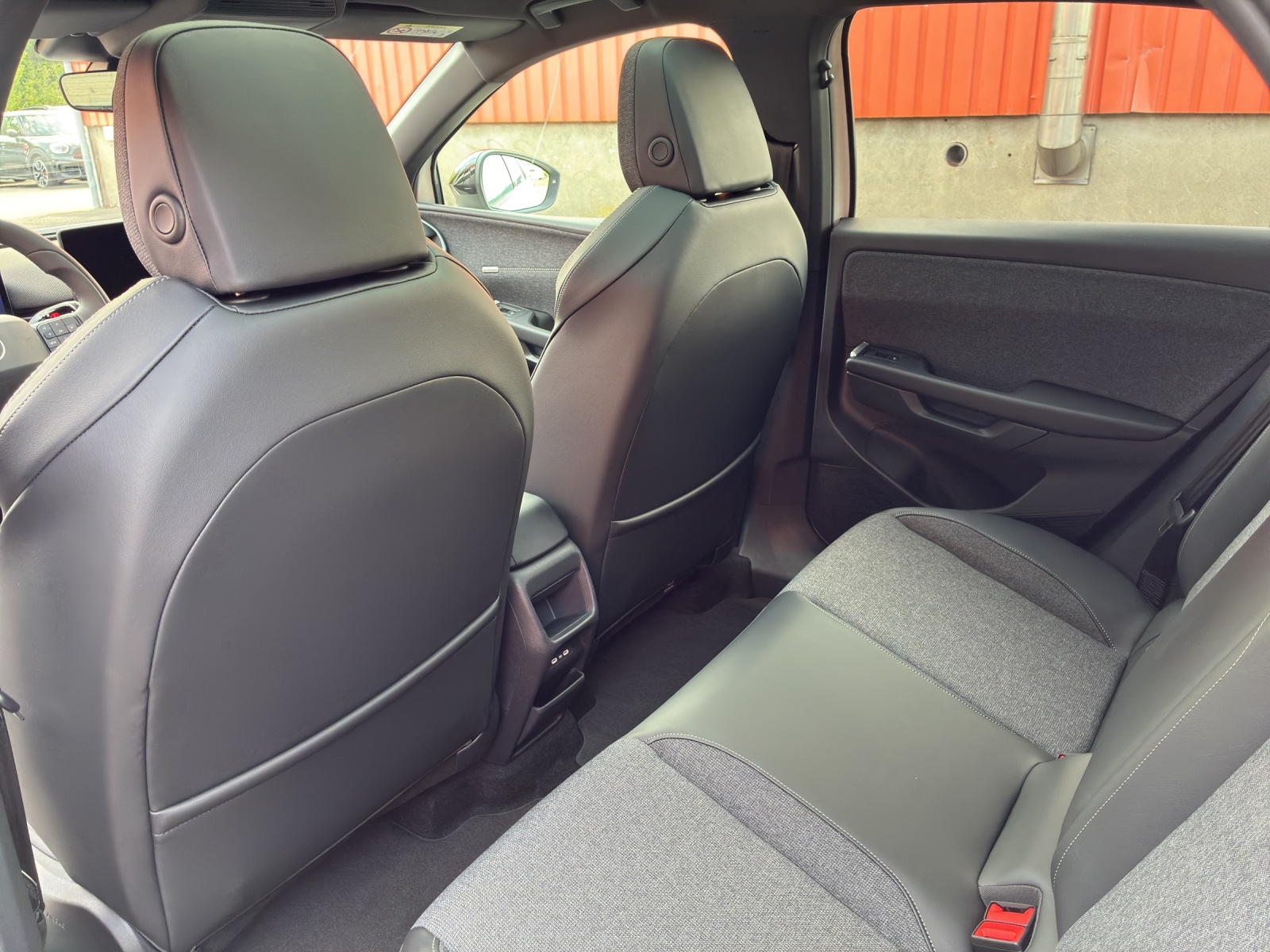 VW ID.Polo 52 kWh Style Edition One Plus-image-16
