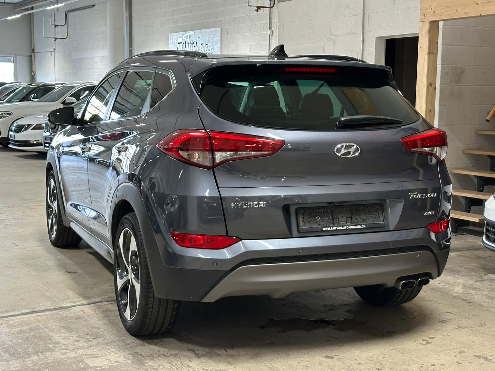 HYUNDAI Tucson 2.0 CRDI Vertex 4WD Automatic-image-4