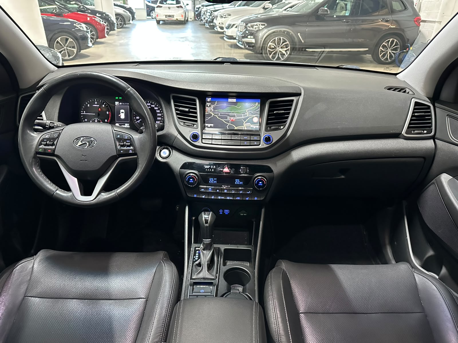 HYUNDAI Tucson 2.0 CRDI Vertex 4WD Automatic-image-10
