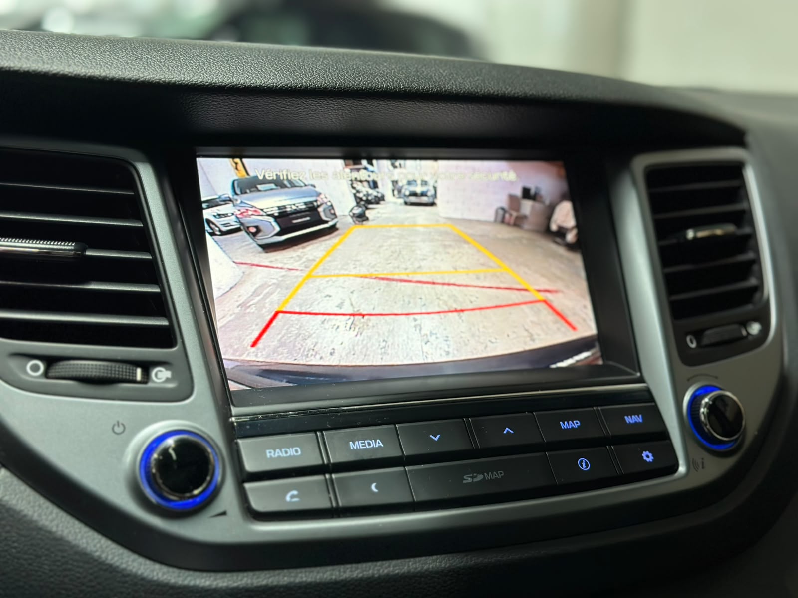 HYUNDAI Tucson 2.0 CRDI Vertex 4WD Automatic-image-12