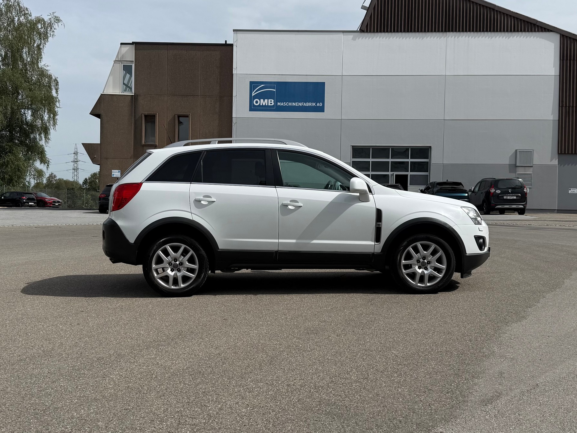 OPEL Antara 2.4 Enjoy 4WD-image-2