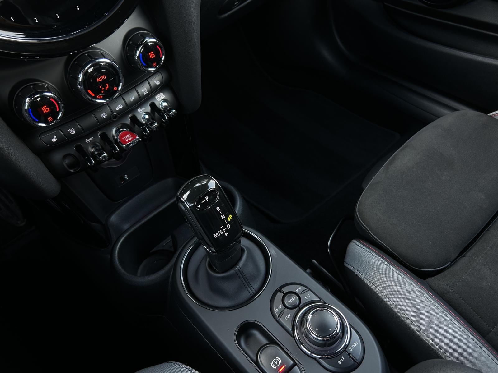 MINI Cooper John Cooper Works Steptronic-image-18