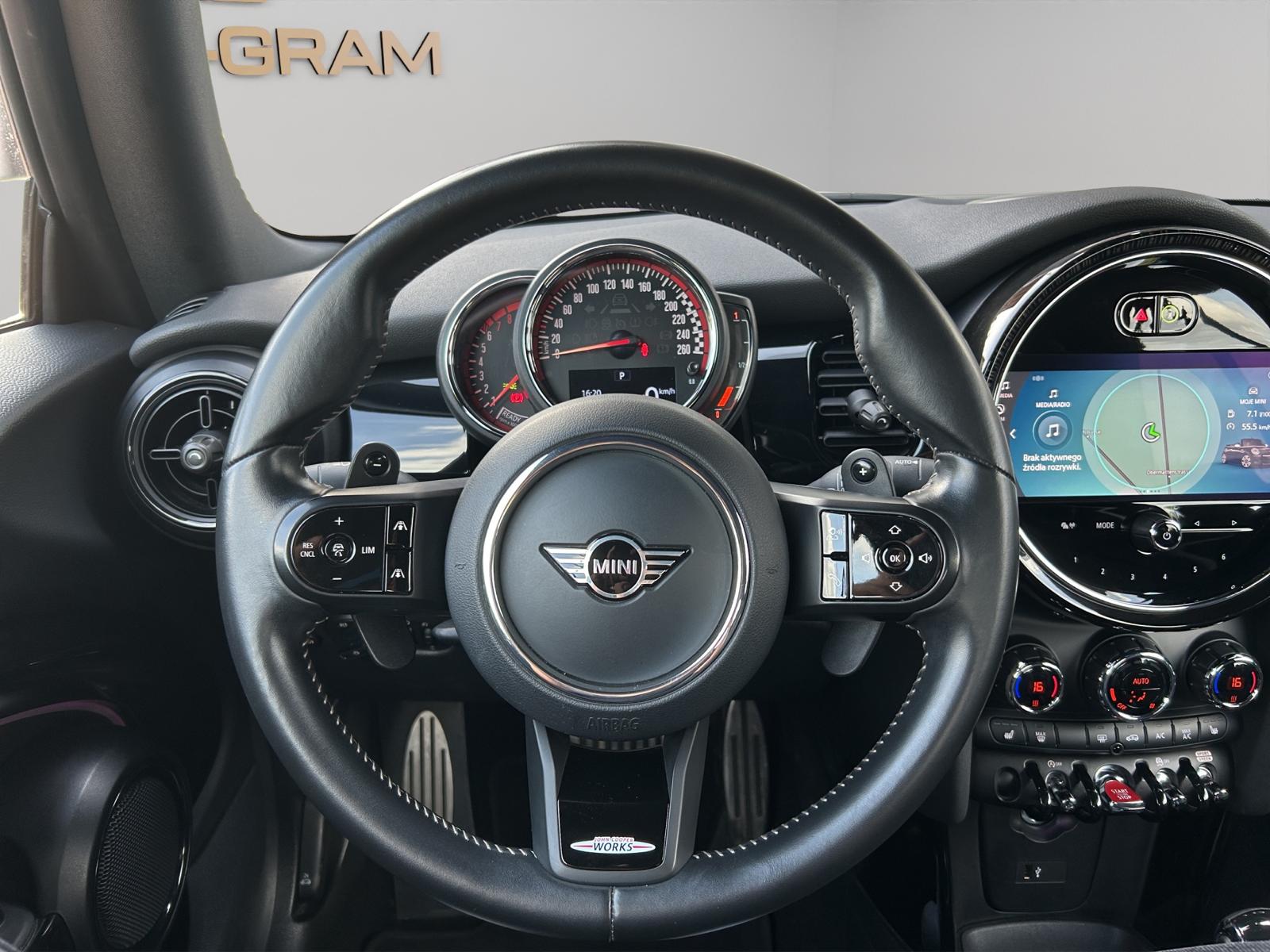 MINI Cooper John Cooper Works Steptronic-image-14