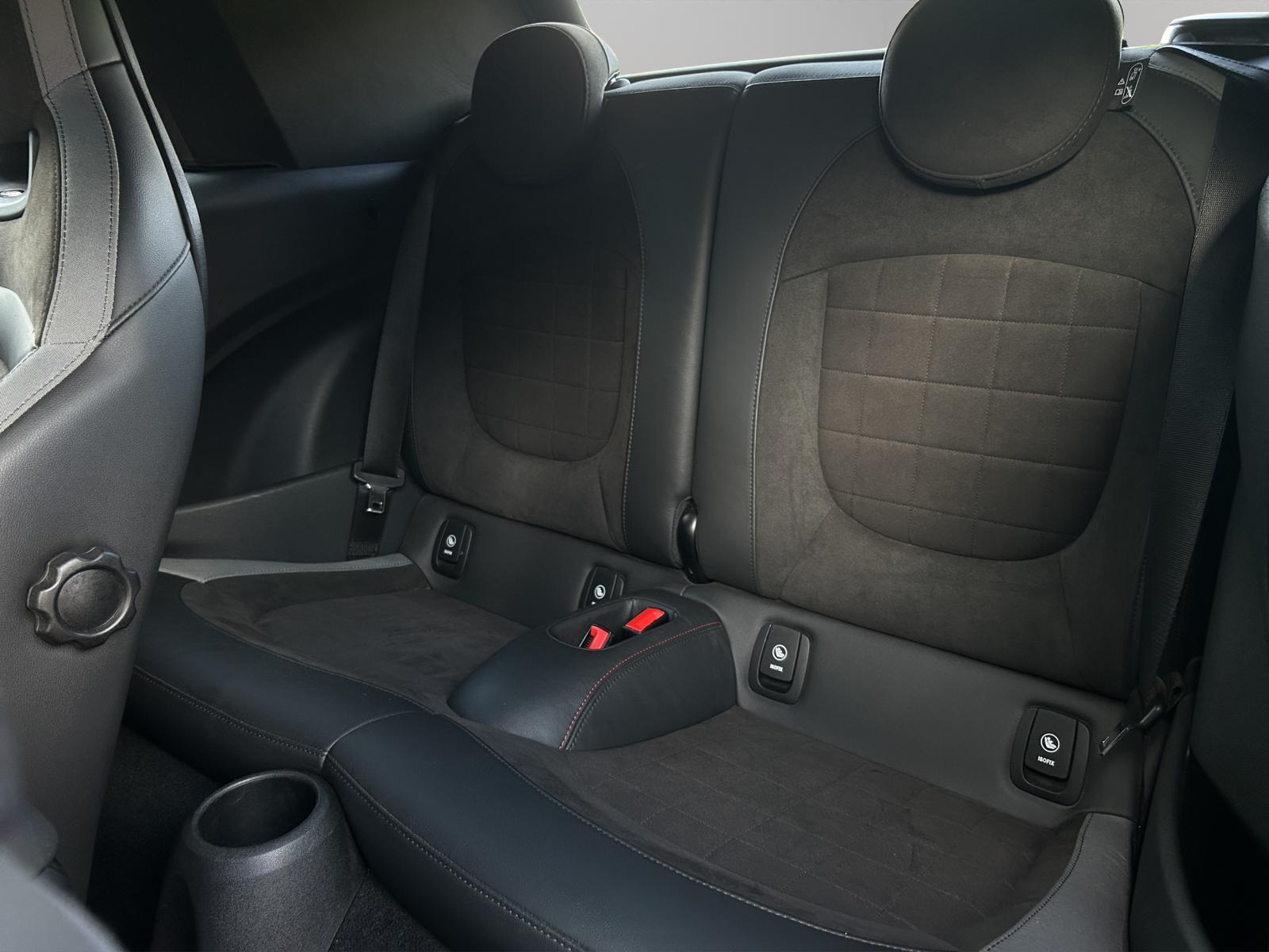 MINI Cooper John Cooper Works Steptronic-image-22