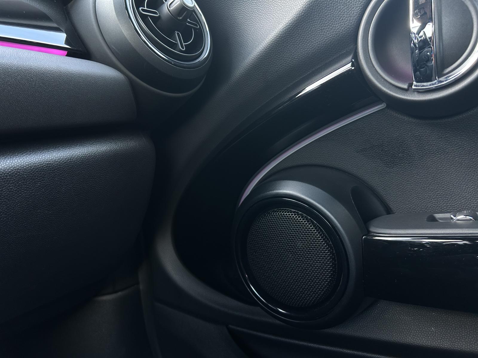 MINI Cooper John Cooper Works Steptronic-image-19