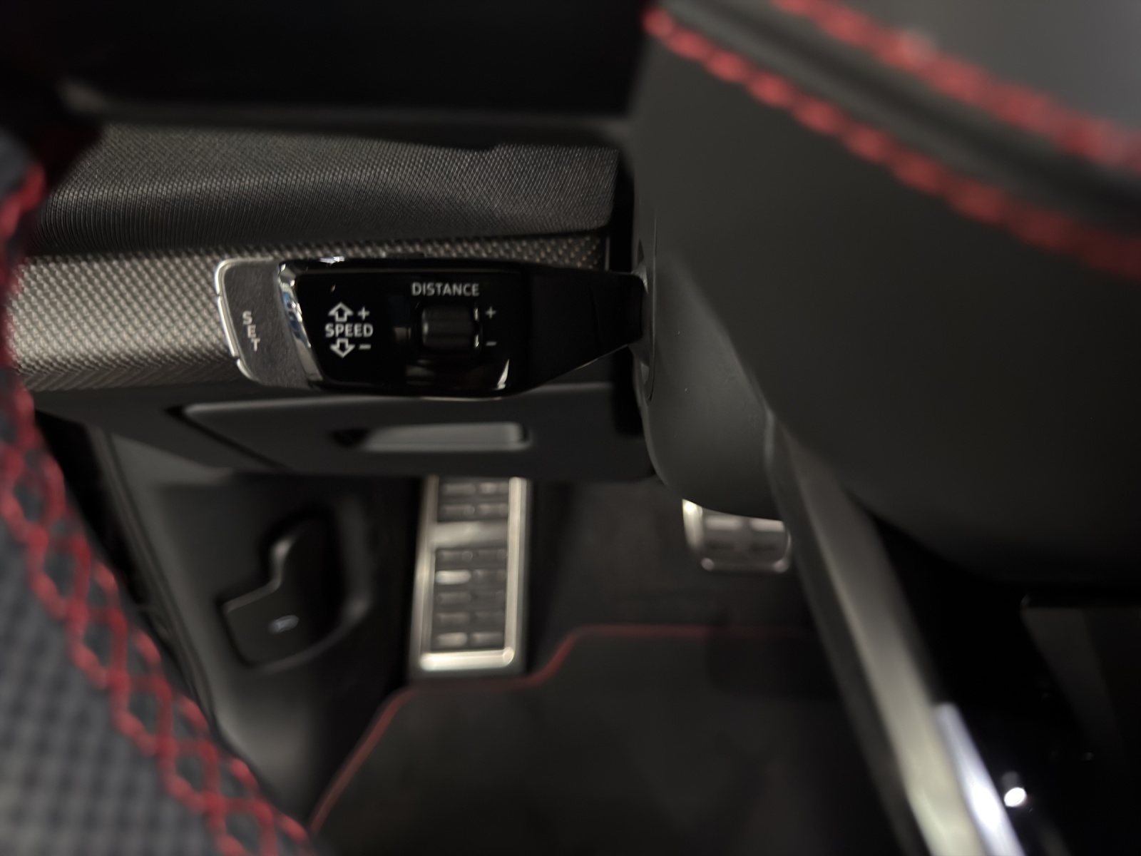 AUDI Q7 SUV TDI quattro 220 kW-image-14