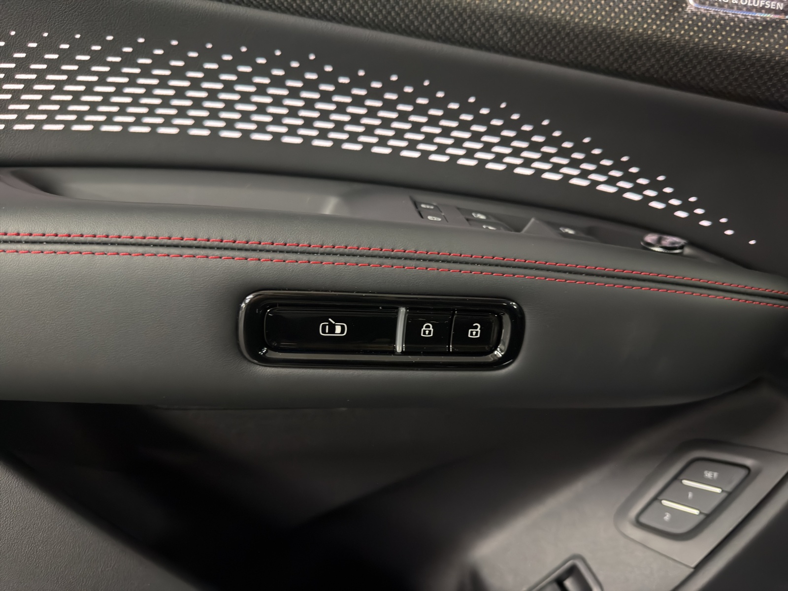 AUDI Q7 SUV TDI quattro 220 kW-image-12