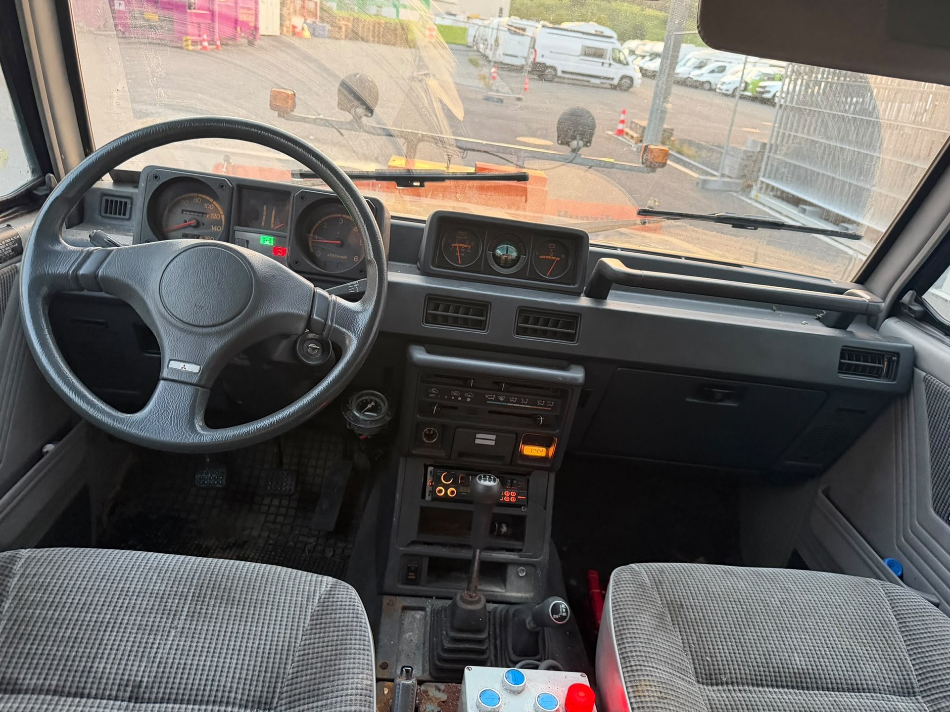 MITSUBISHI Pajero 2.5 TD Wagon-image-7
