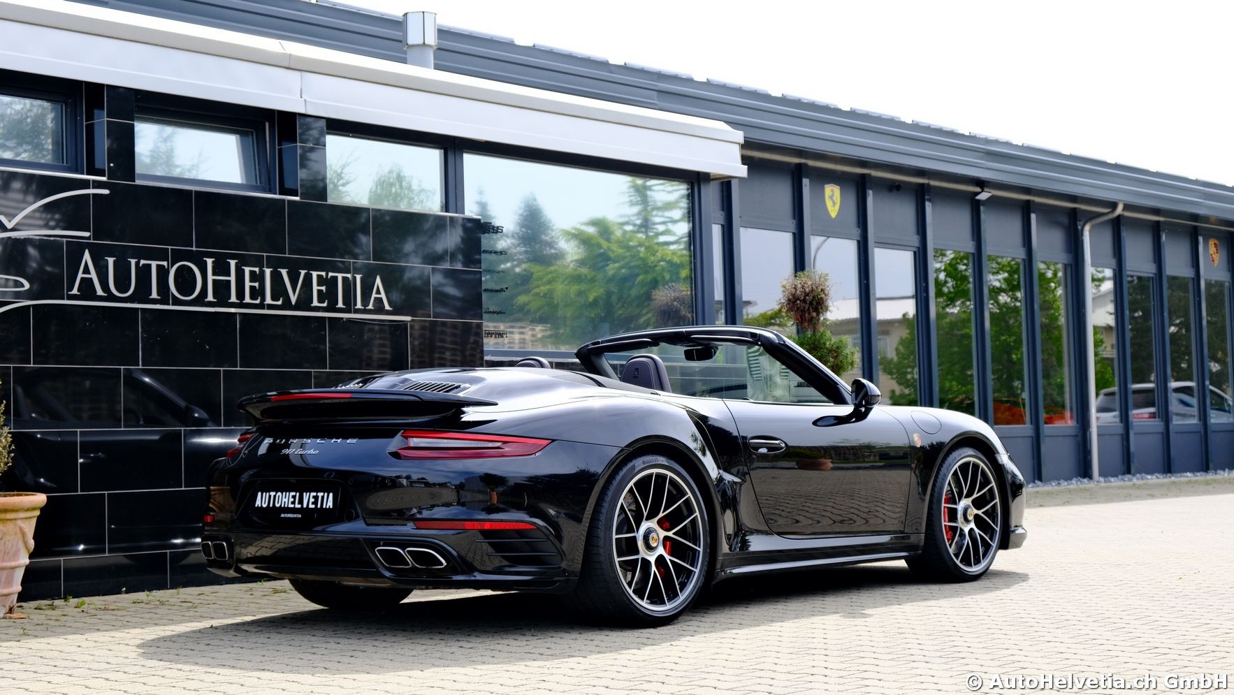 PORSCHE 911 Turbo Cabrio PDK-image-6