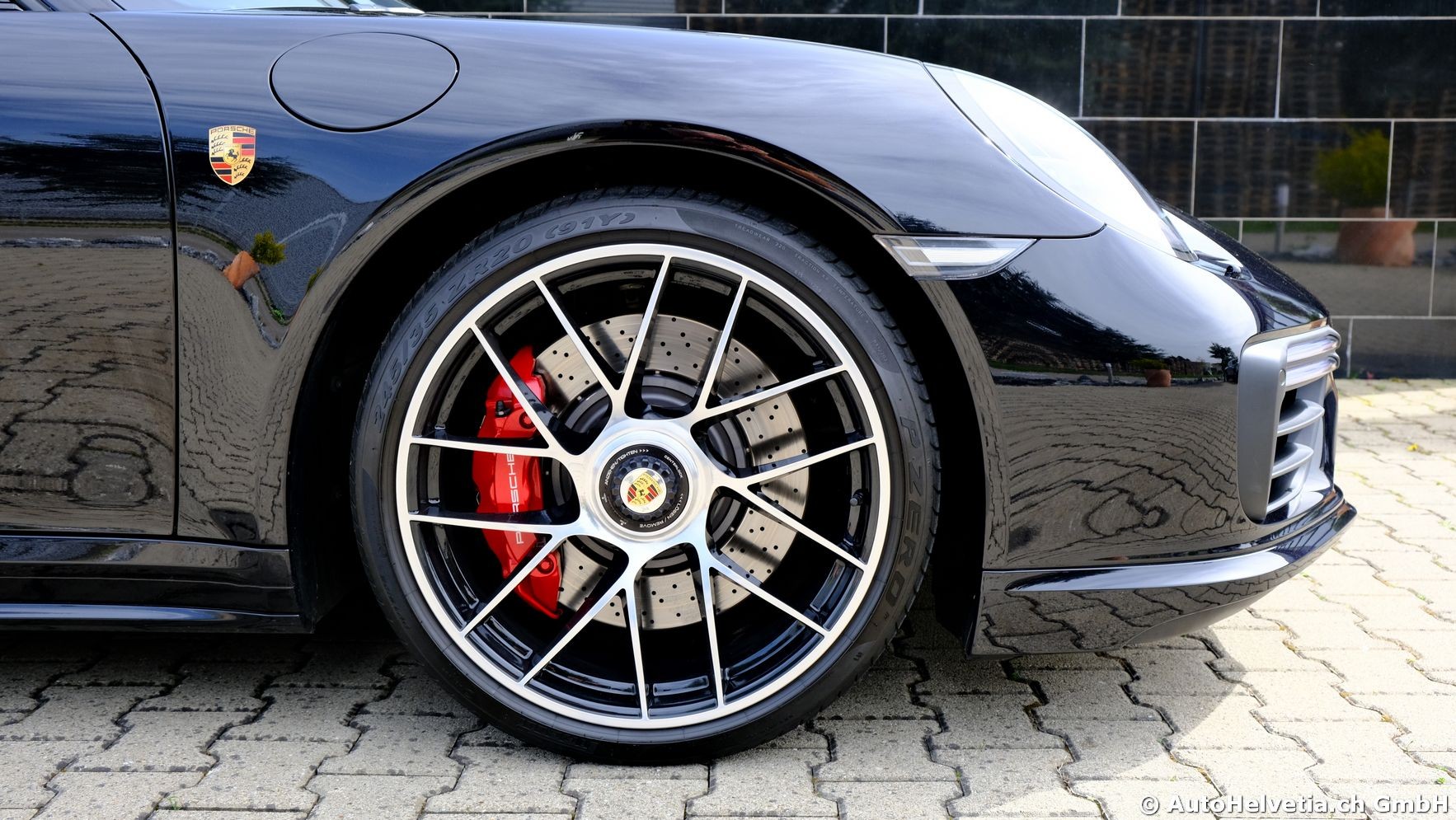 PORSCHE 911 Turbo Cabrio PDK-image-9