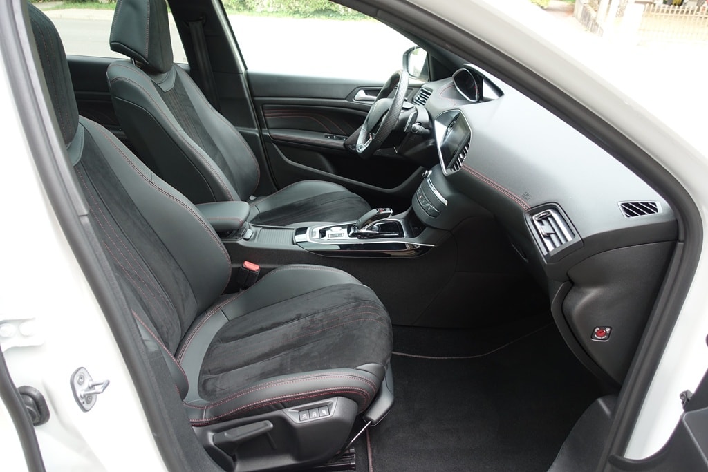 PEUGEOT 308 1.6 THP GT EAT-image-14