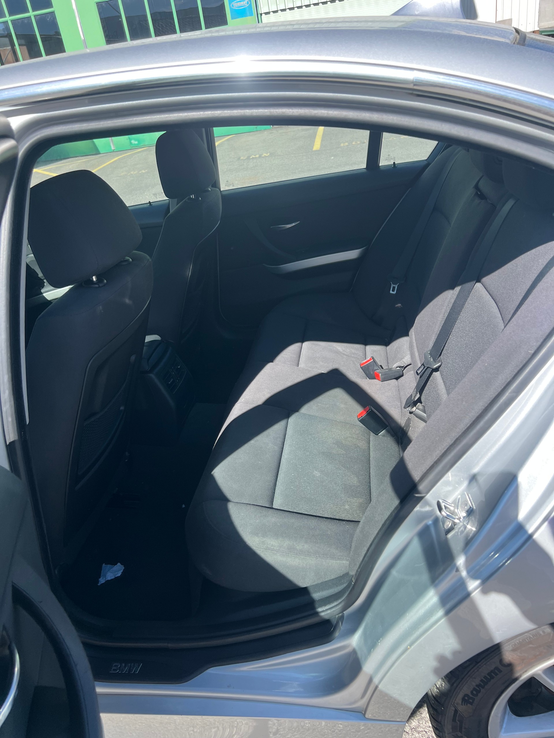 BMW 325i Steptronic-image-15
