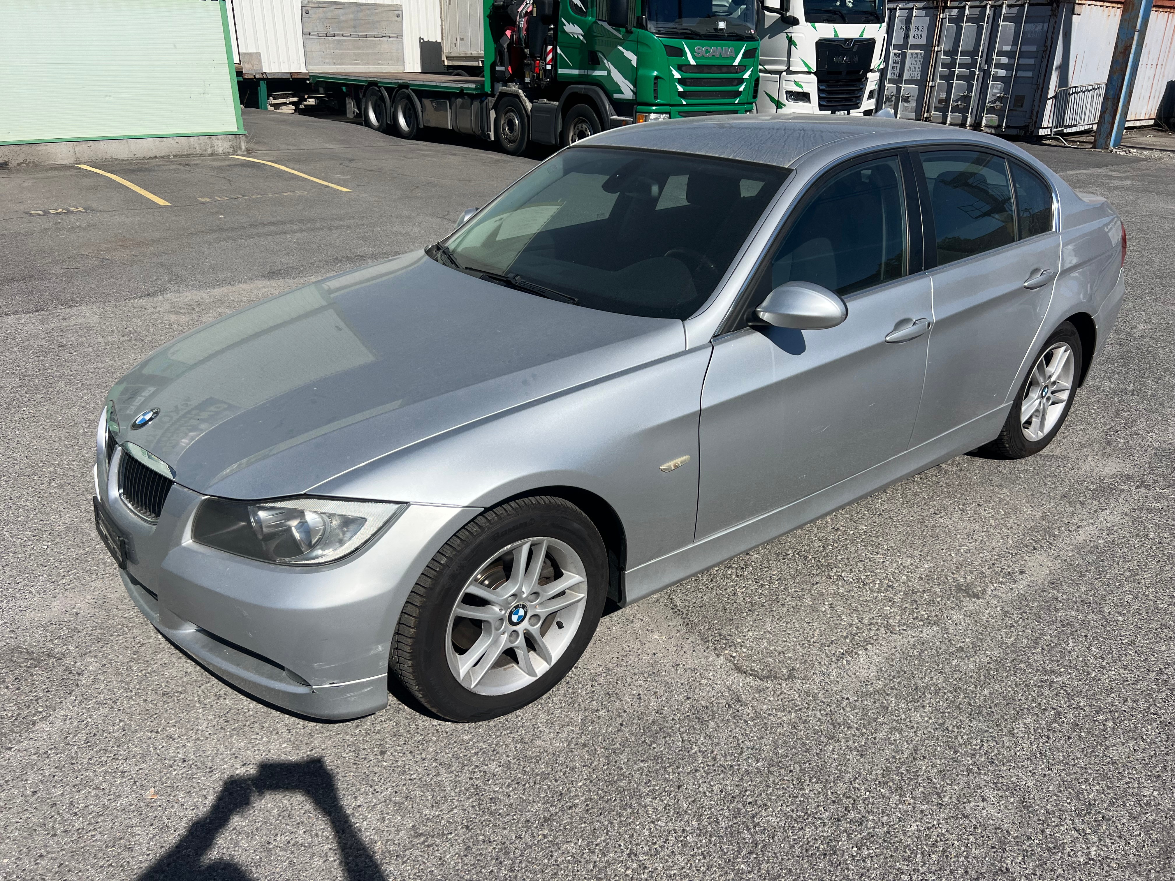 Car photo