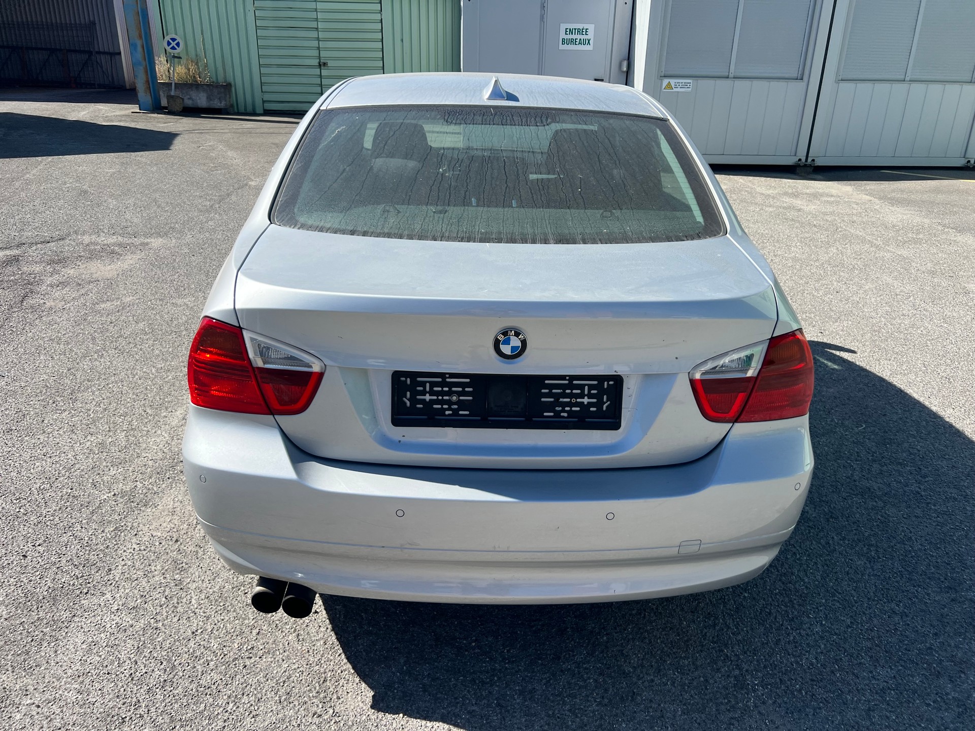 BMW 325i Steptronic-image-4