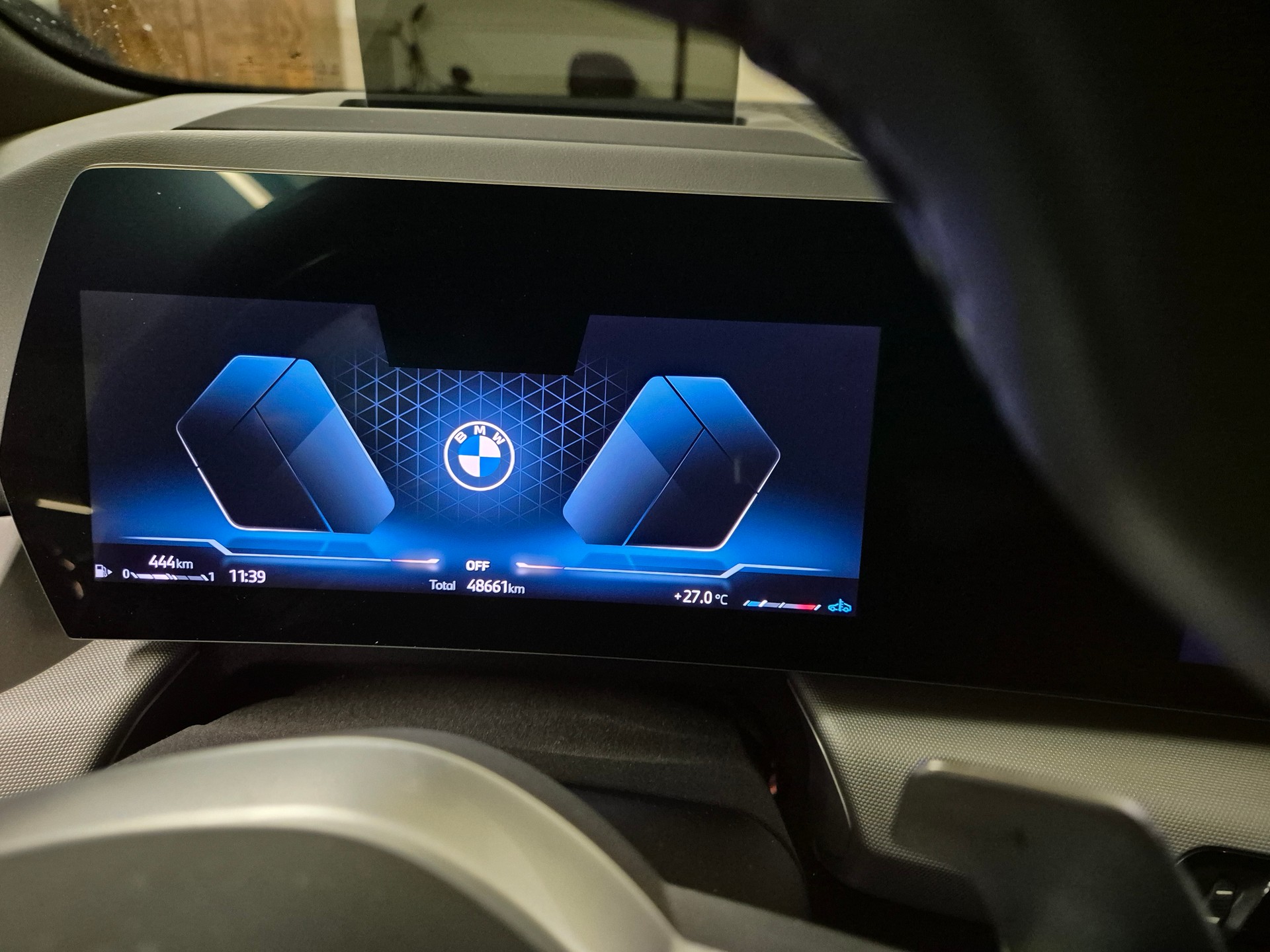 BMW 223i xDrive-image-4