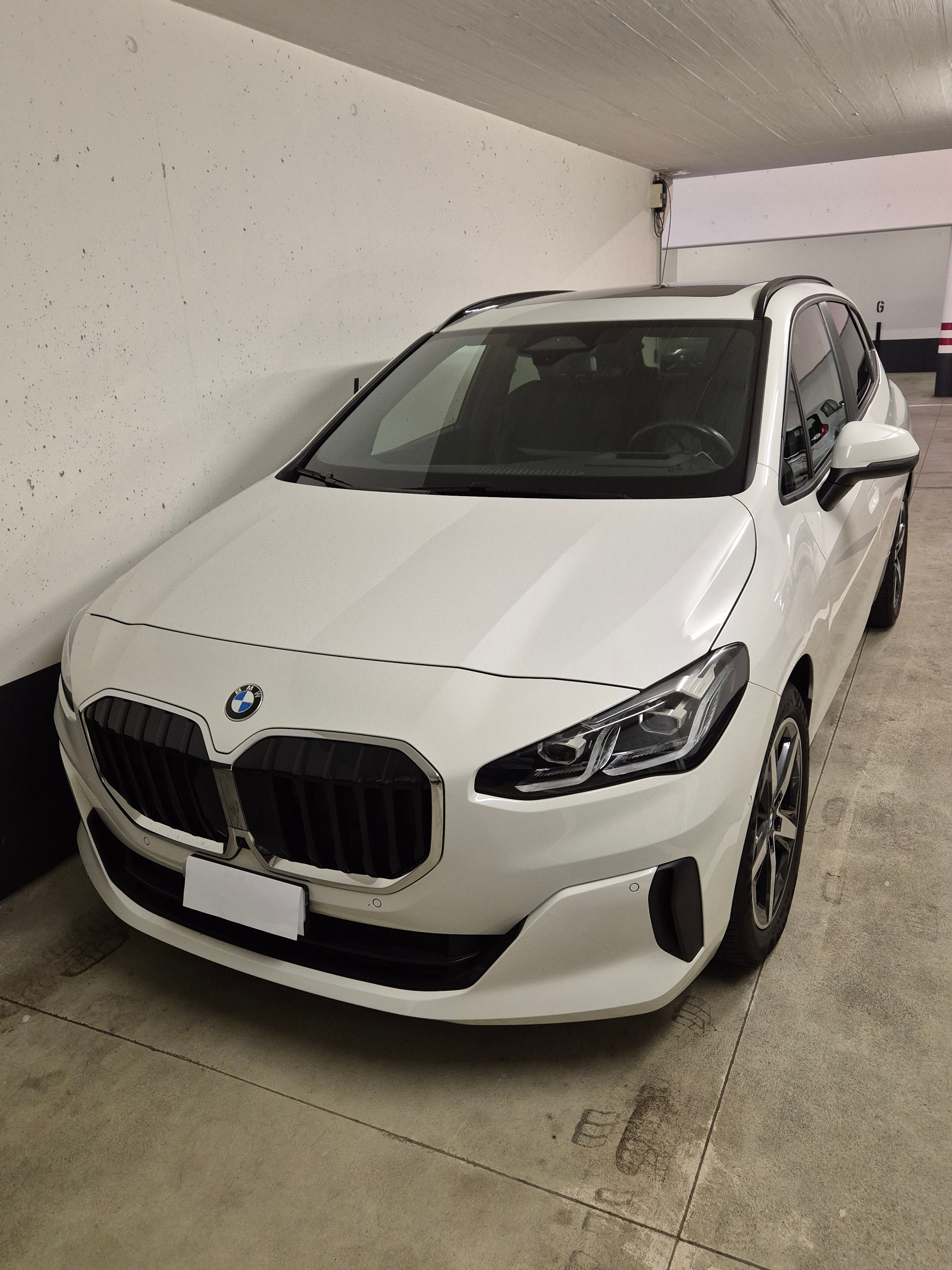 BMW 223i xDrive-image-0