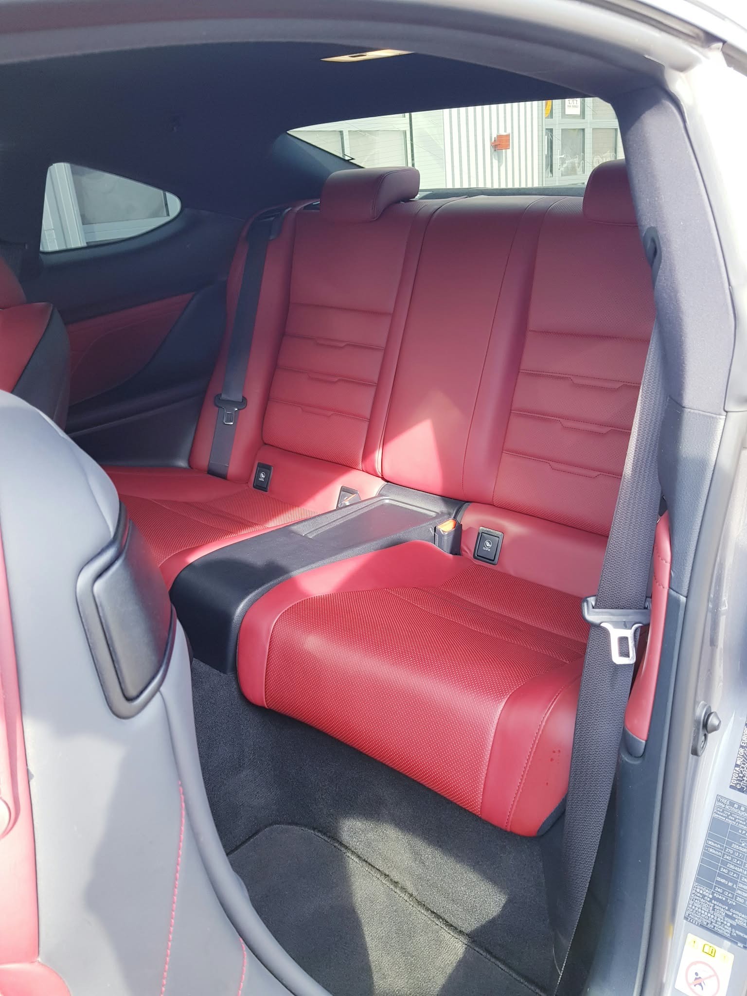 LEXUS RC 200t excellence Automatic-image-12