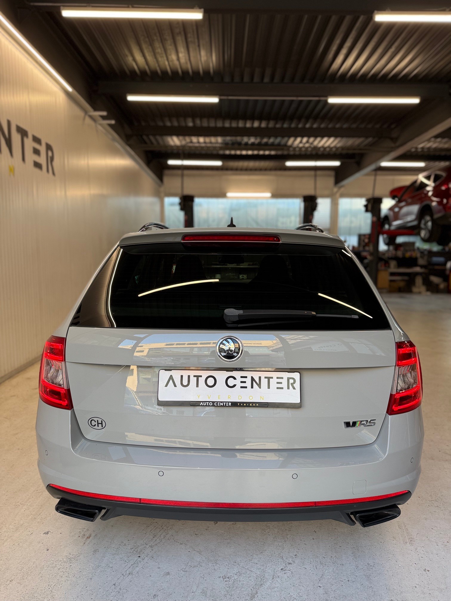 SKODA Octavia Combi 2.0 TSI RS 230 DSG-showroom-element-3