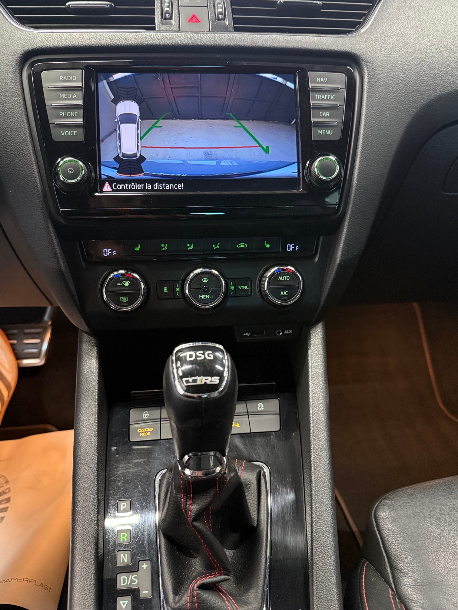 SKODA Octavia Combi 2.0 TSI RS 230 DSG-image-13