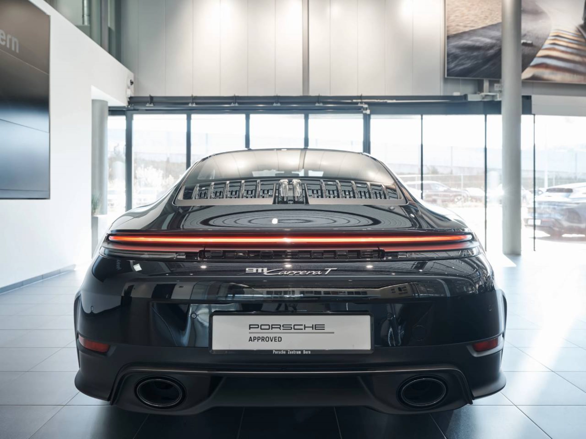 PORSCHE 911 Carrera T-image-5