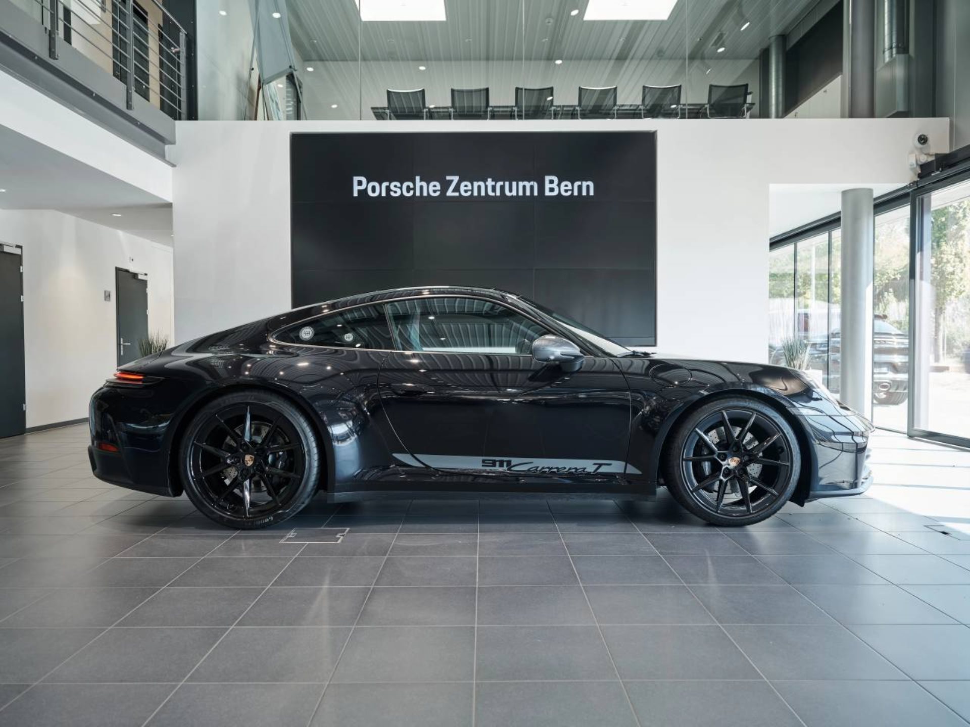 PORSCHE 911 Carrera T-image-1