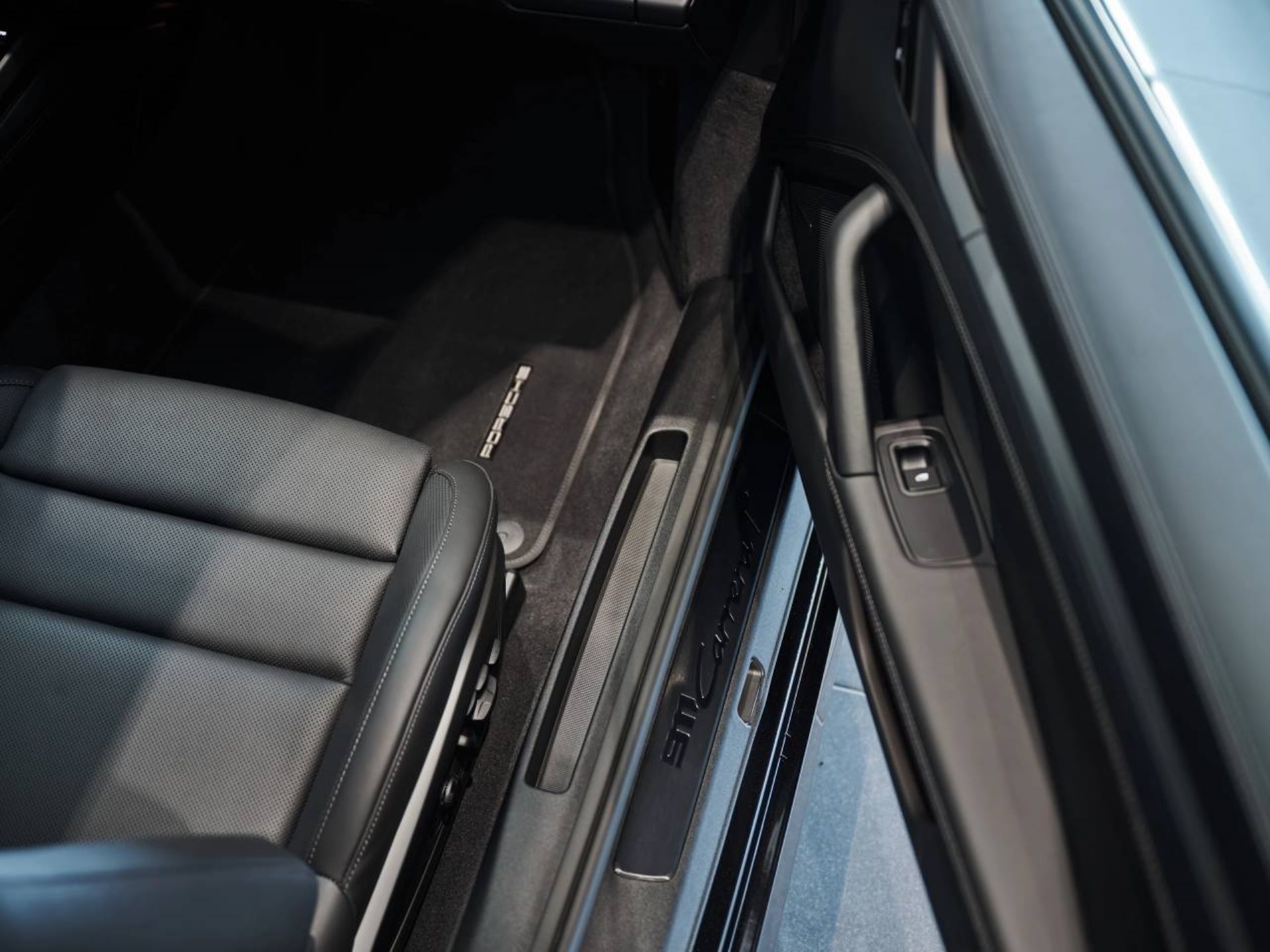 PORSCHE 911 Carrera T-image-20