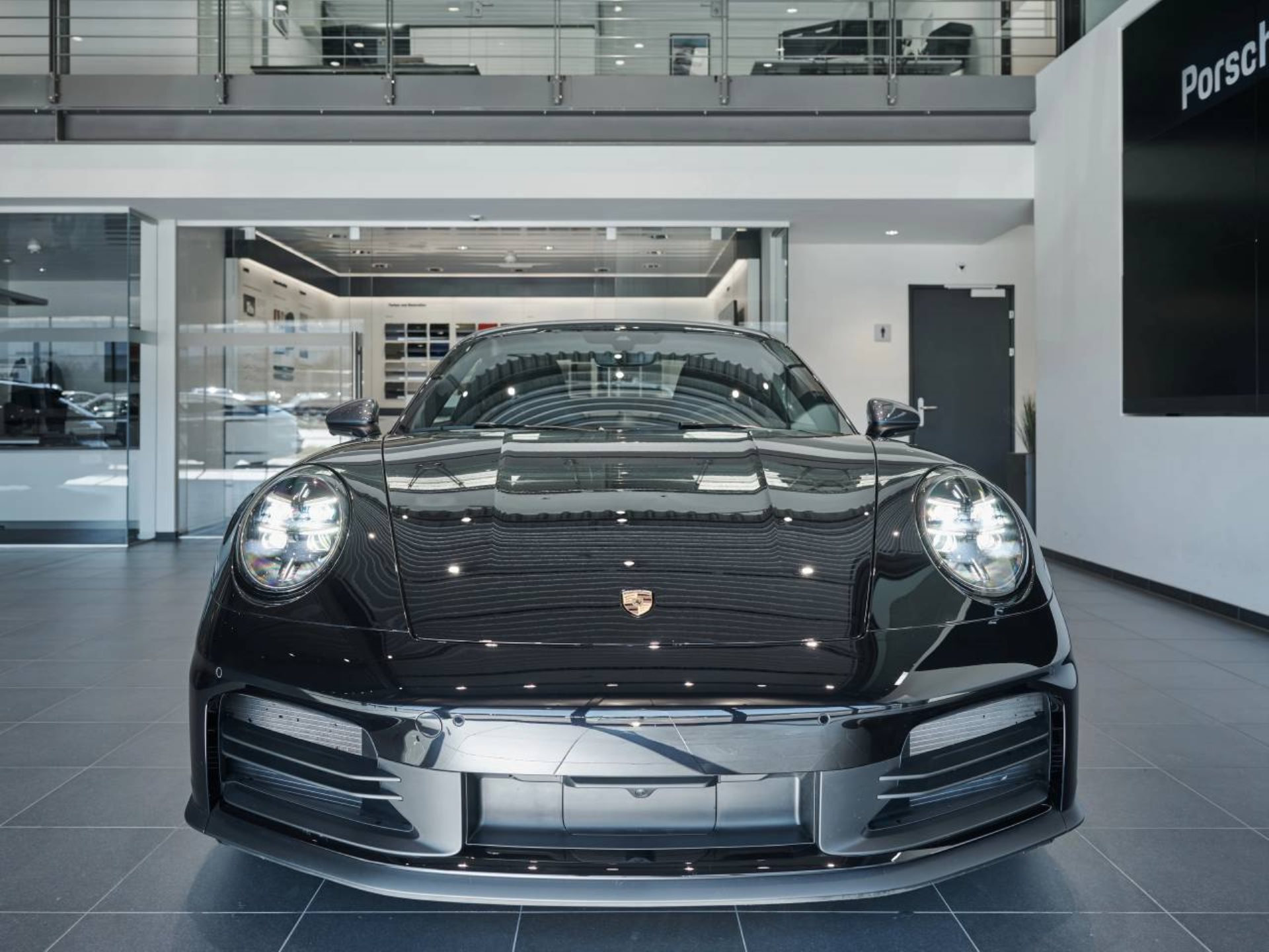 PORSCHE 911 Carrera T-image-8