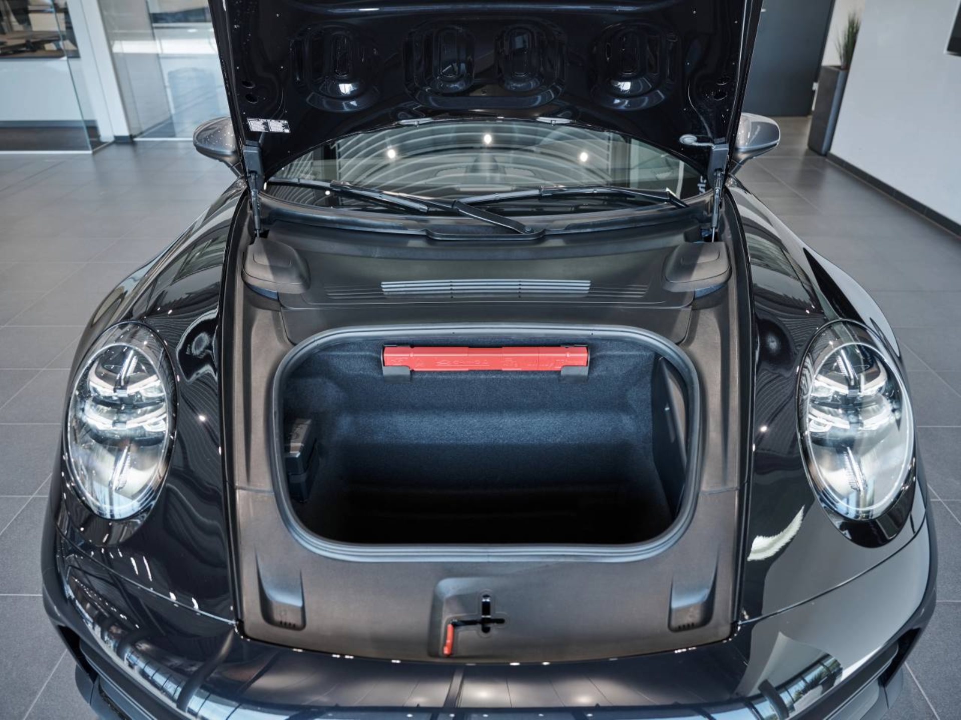 PORSCHE 911 Carrera T-image-9