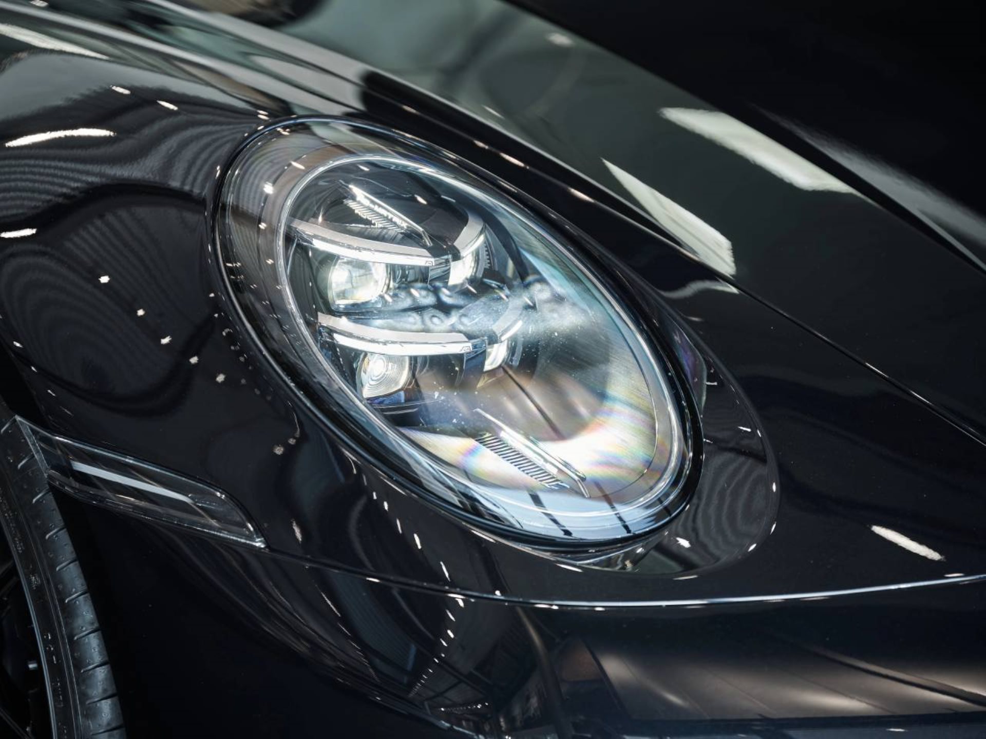 PORSCHE 911 Carrera T-image-22