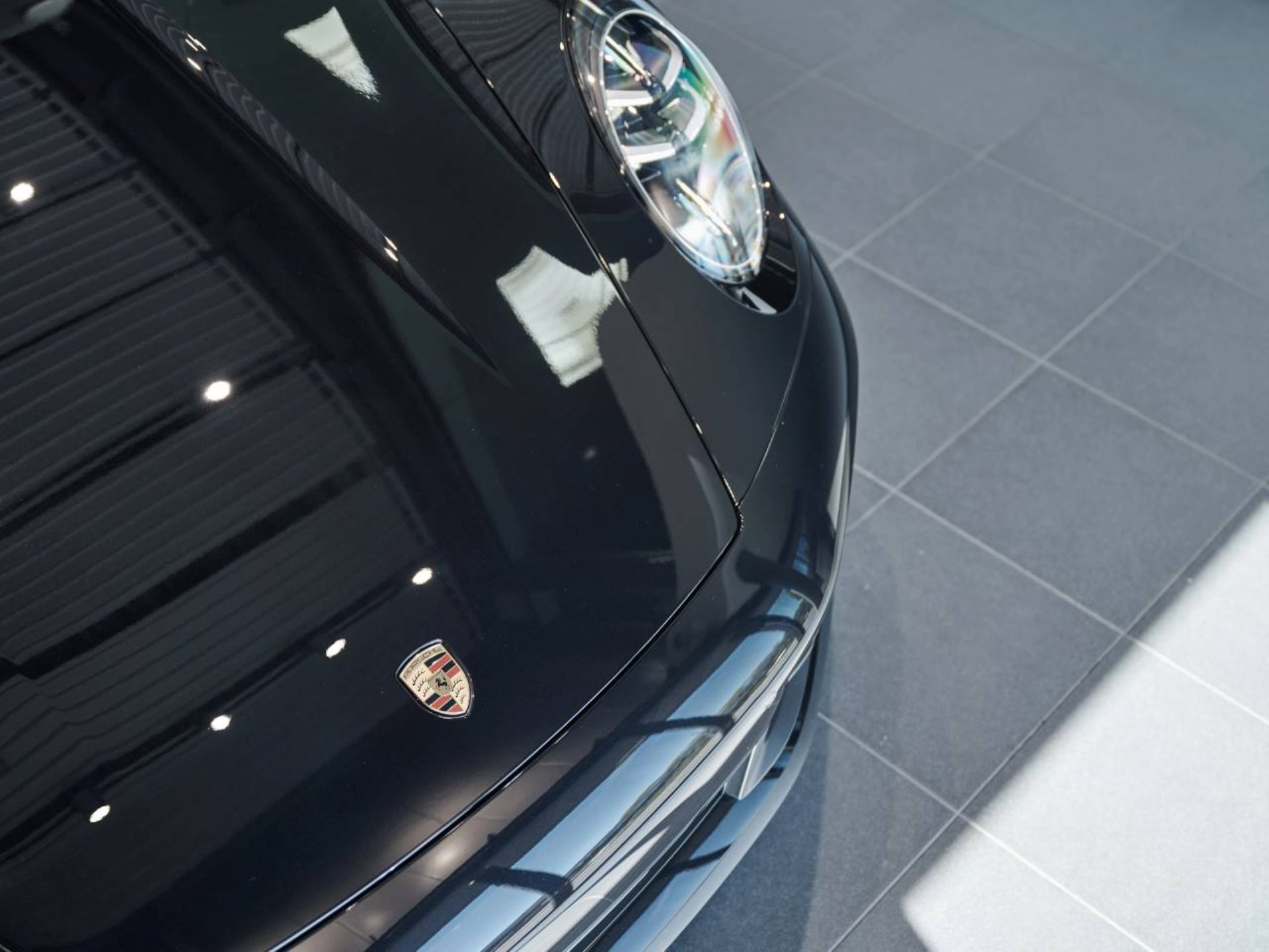 PORSCHE 911 Carrera T-image-23