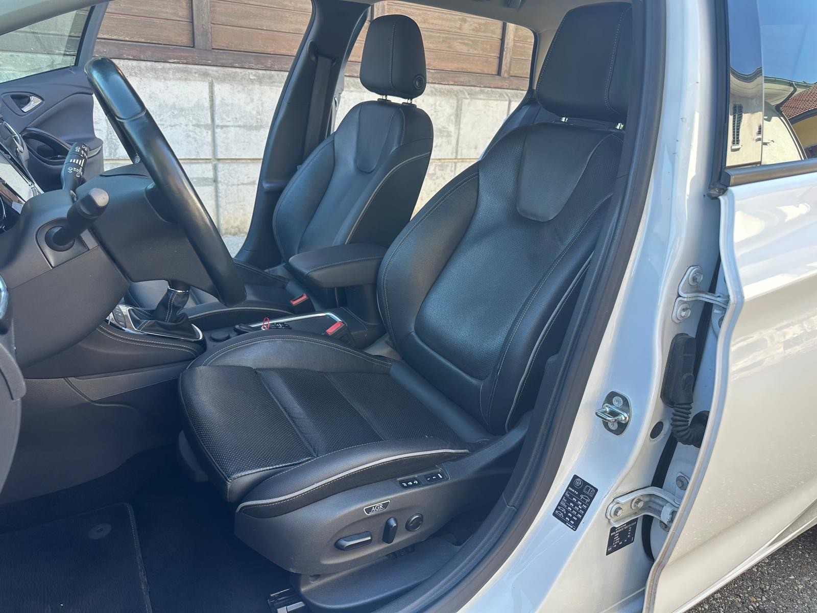 OPEL Astra Sports Tourer 1.6 CDTi BiTurbo Excellence-image-8