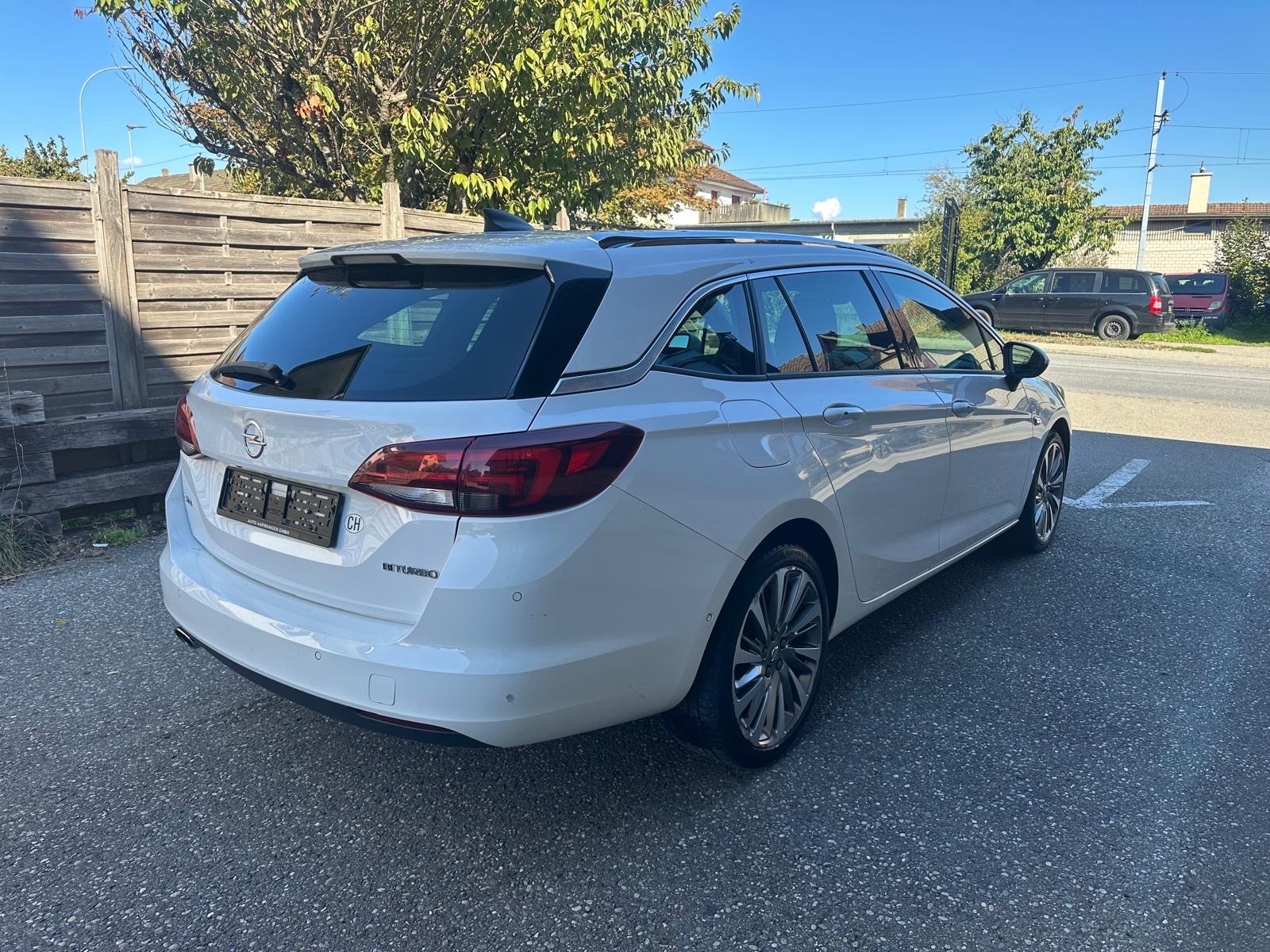 OPEL Astra Sports Tourer 1.6 CDTi BiTurbo Excellence-image-3