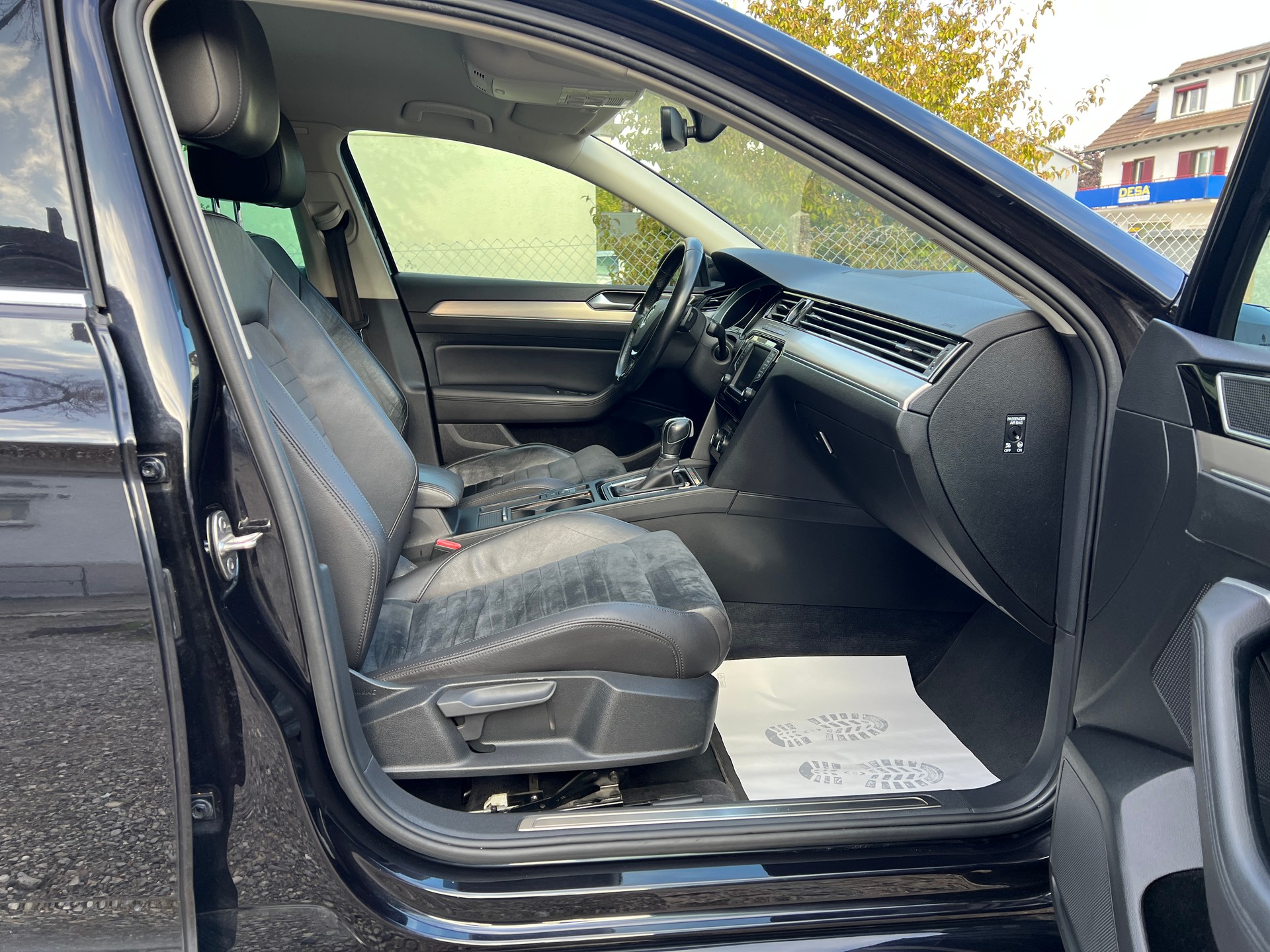 VW Passat Variant 2.0 TDI BMT High. DSG 4Motion Frisch ab MFK-image-10