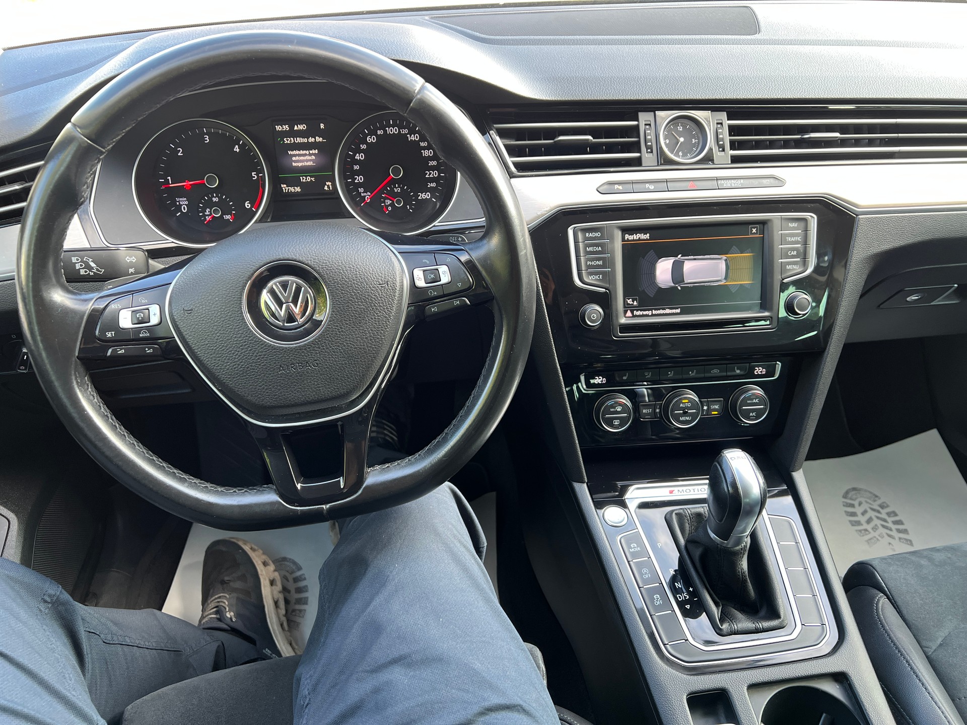 VW Passat Variant 2.0 TDI BMT High. DSG 4Motion Frisch ab MFK-image-14