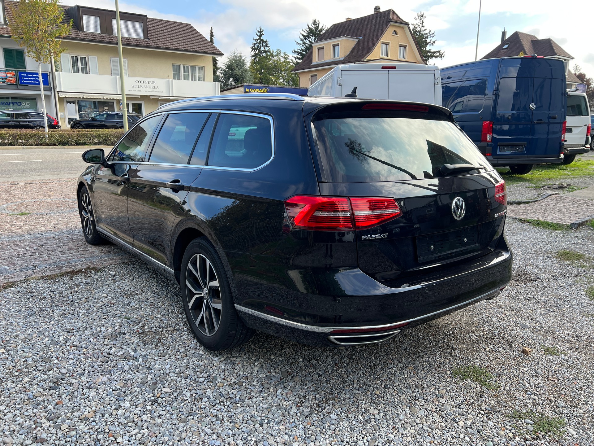 VW Passat Variant 2.0 TDI BMT High. DSG 4Motion Frisch ab MFK-image-3