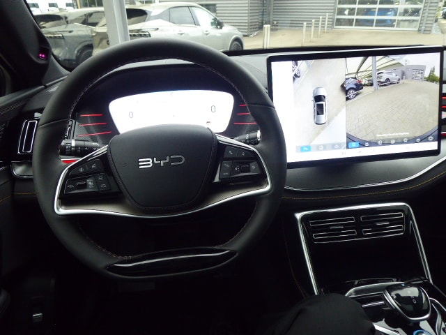 BYD FLAGSHIP 7 Sitze 4x4-image-8