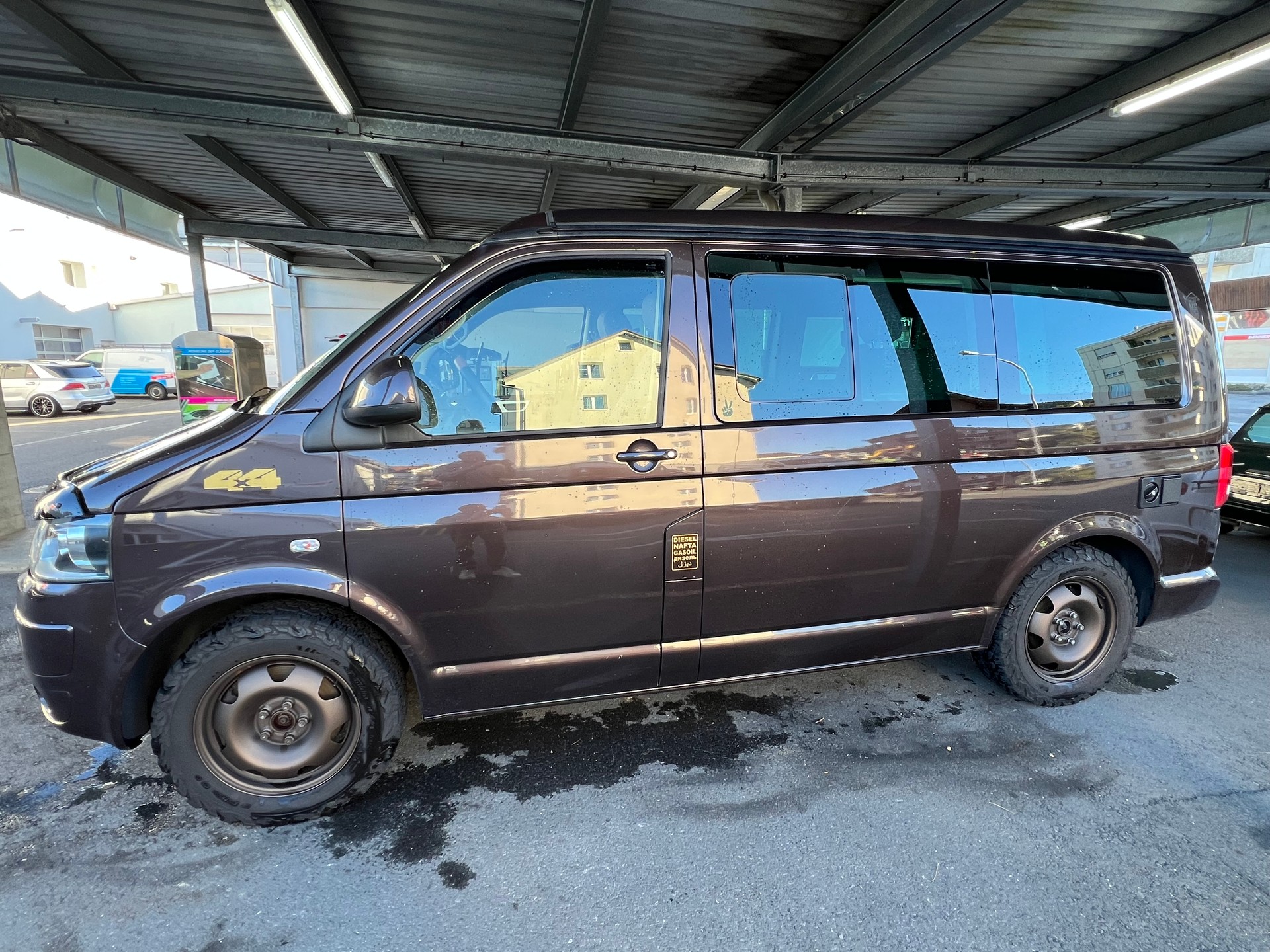 VW 2.0 TDI 140 California 4m-image-1