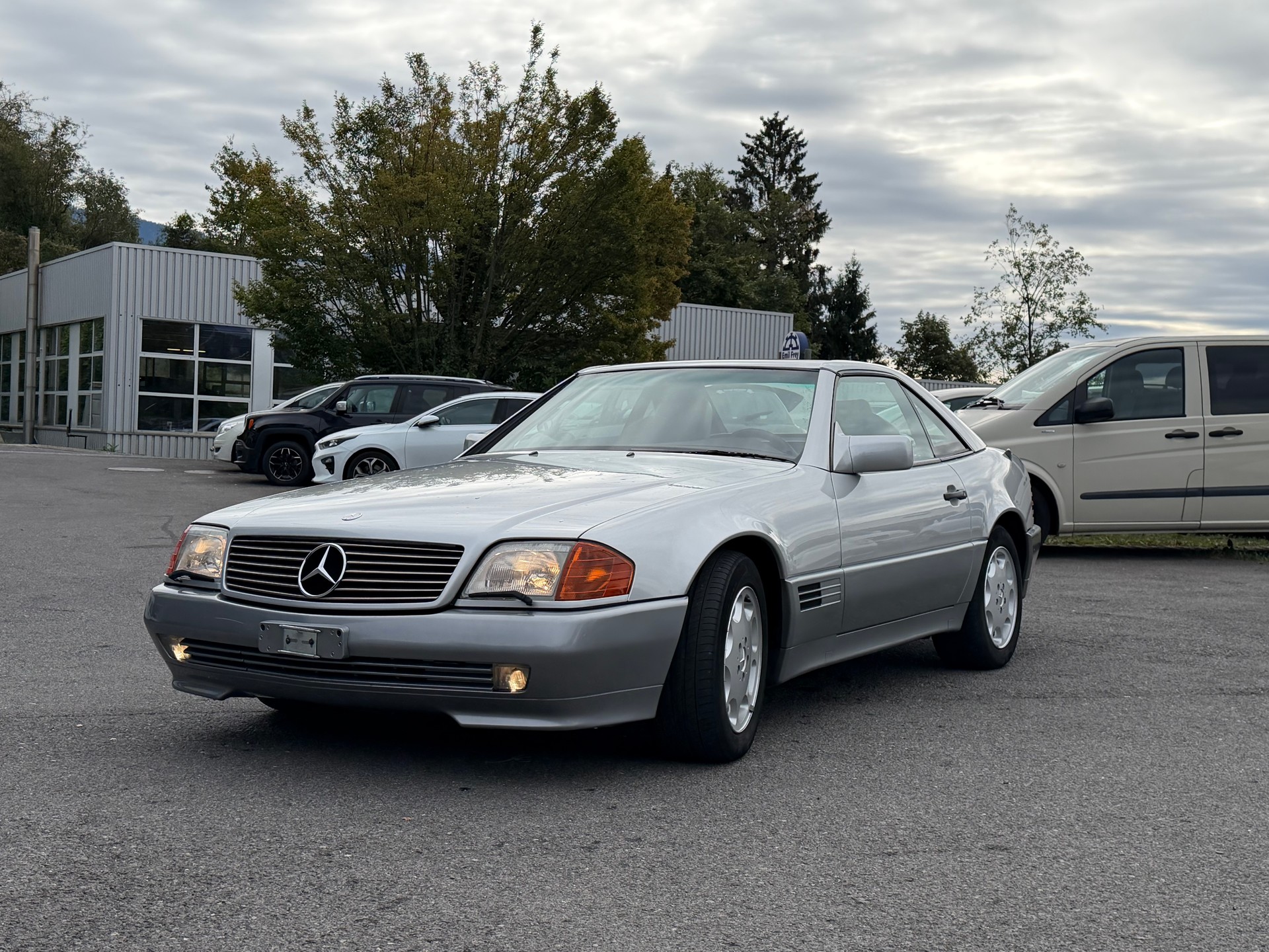MERCEDES-BENZ SL 320 Automatic-image-4