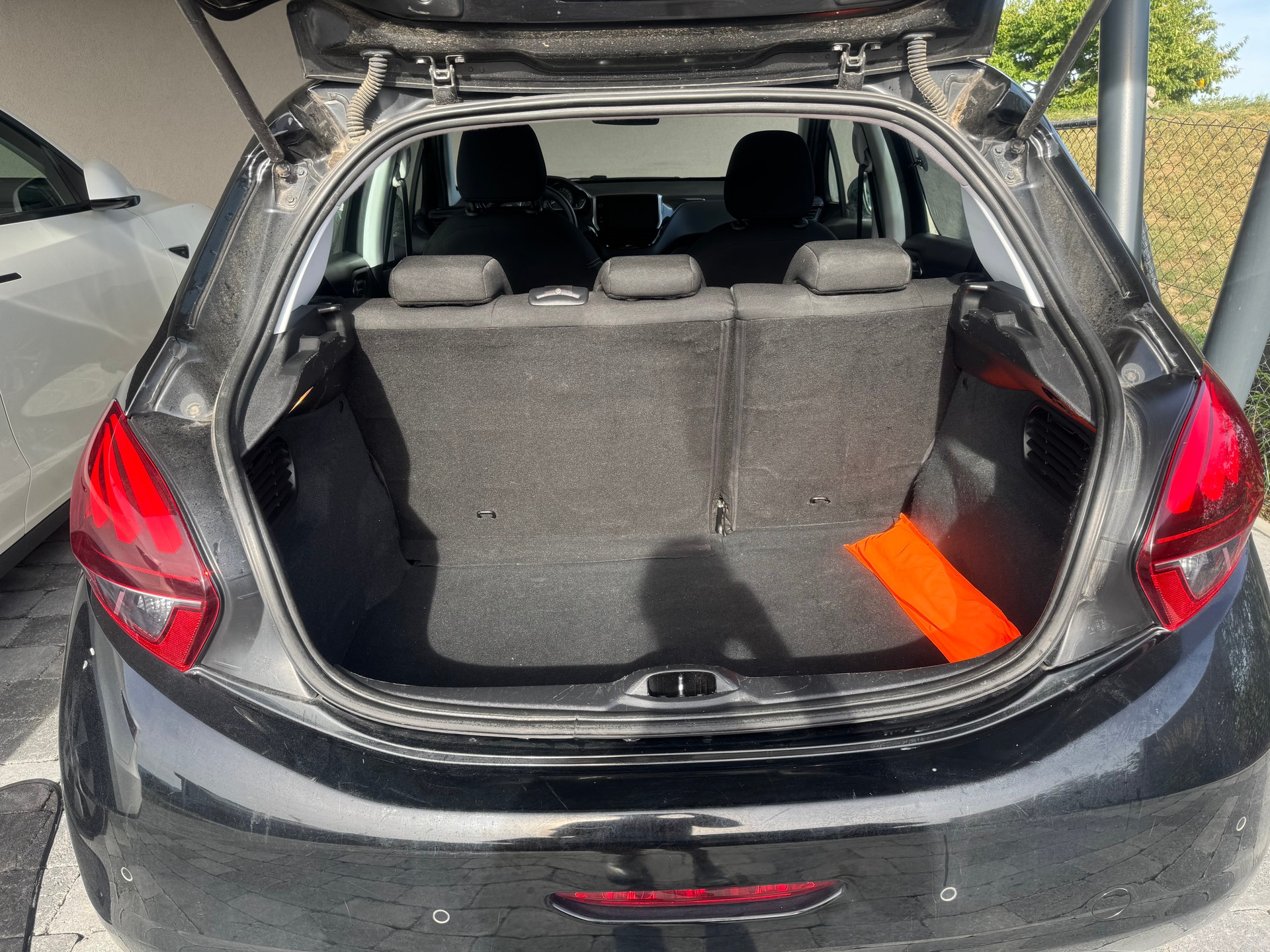 PEUGEOT 1.2 PureTech Active-image-3