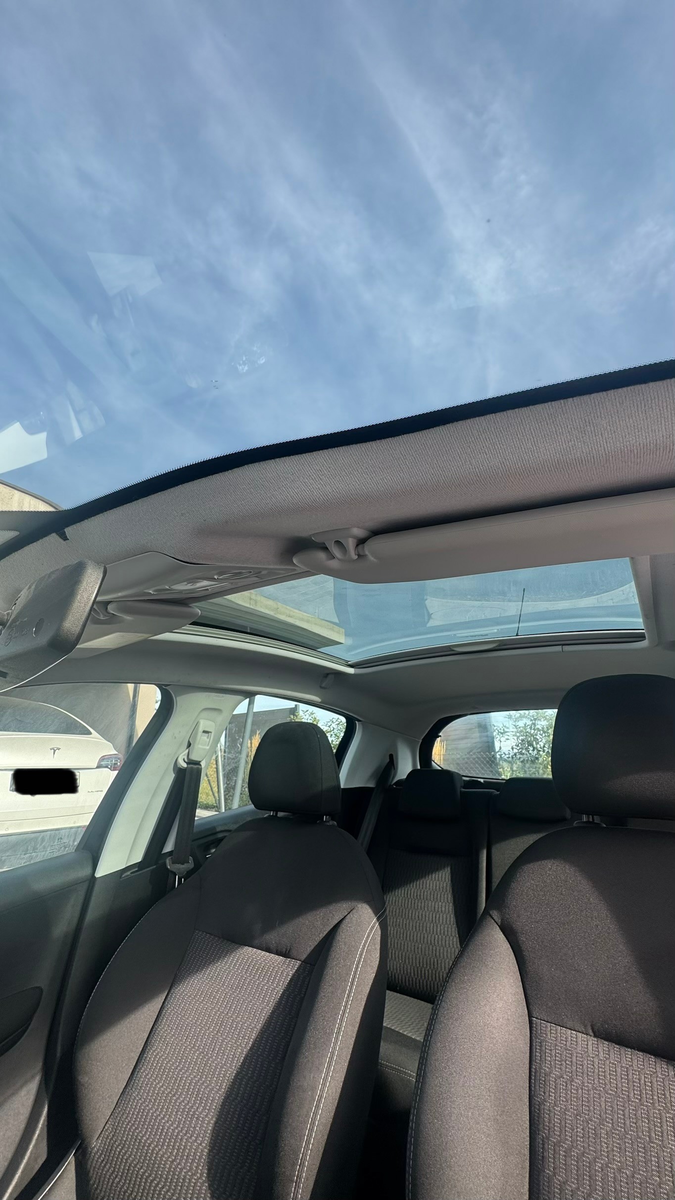 PEUGEOT 1.2 PureTech Active-image-4